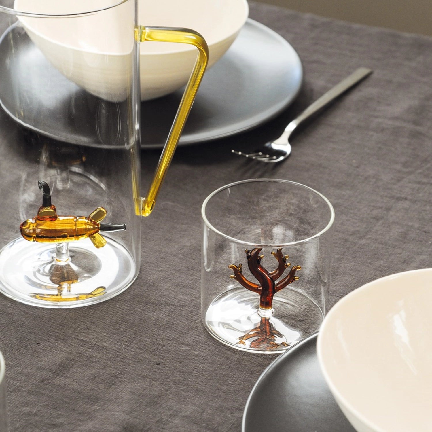 Hochwertiges Borosilikatglas 250 ml in Koralle von Easy Life, hitzebeständig, langlebig und ideal für stilvolle Nutzung.