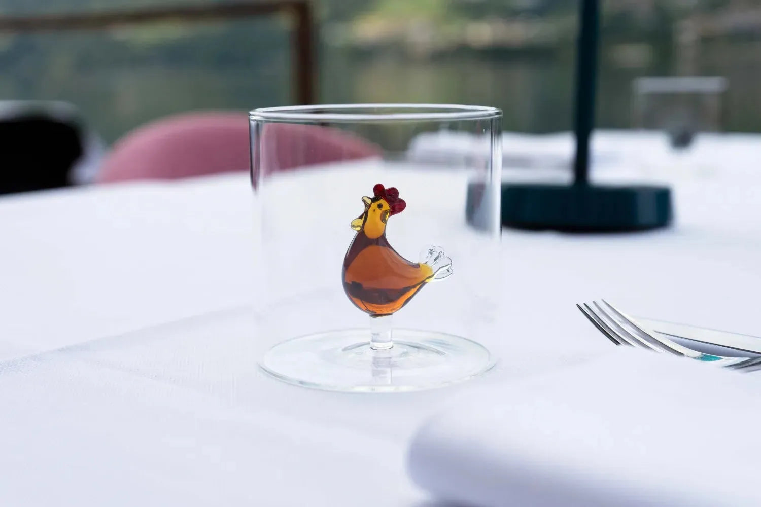 Hochwertiges Borosilikatglas, 250 ml, mit Hahn-Design von Easy Life. Perfekt für stilvolles Servieren und langlebig.
