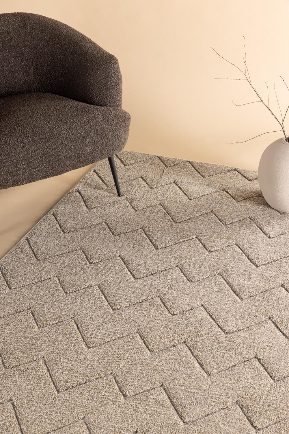 Fia Teppich in Braun präsentiert im Onlineshop von KAQTU Design AG. Teppich ist von Venture Home