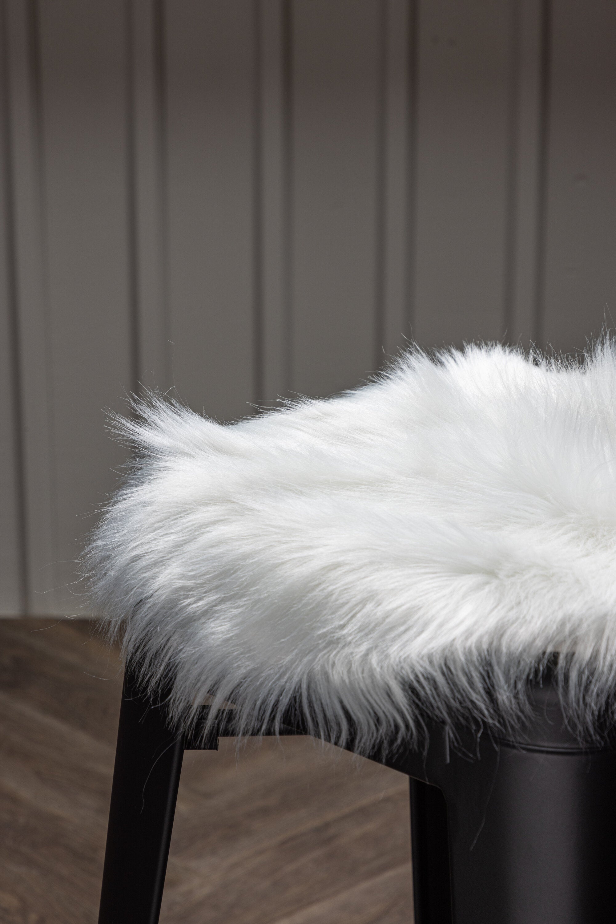 Katy Kissen in Weiss präsentiert im Onlineshop von KAQTU Design AG. Sitzkissen ist von Venture Home