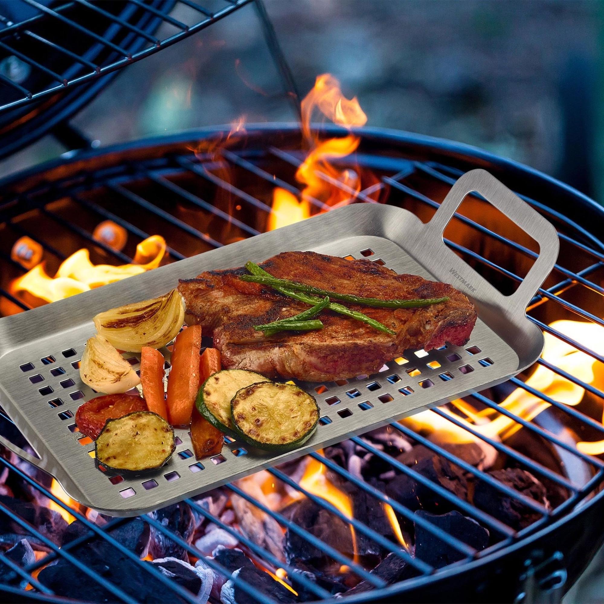 Kleine, flache Grillpfanne aus Edelstahl von Westmark, ideal für gleichmäßiges Braten und Grillen kleiner Speisen auf dem Grill.