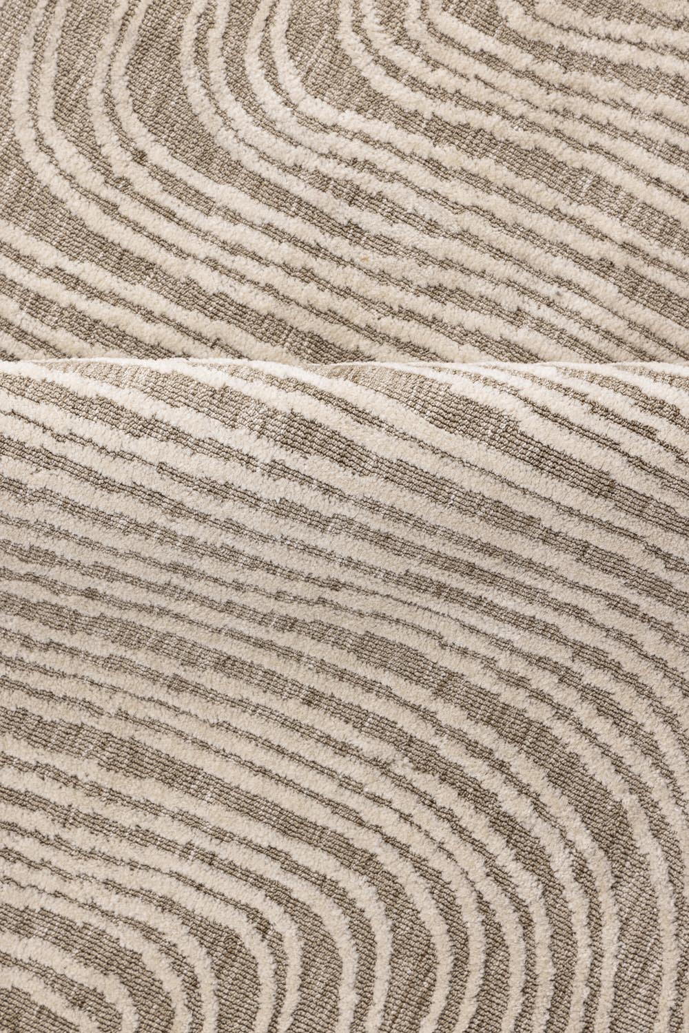 Melle Teppich in Beige präsentiert im Onlineshop von KAQTU Design AG. Teppich ist von Venture Home