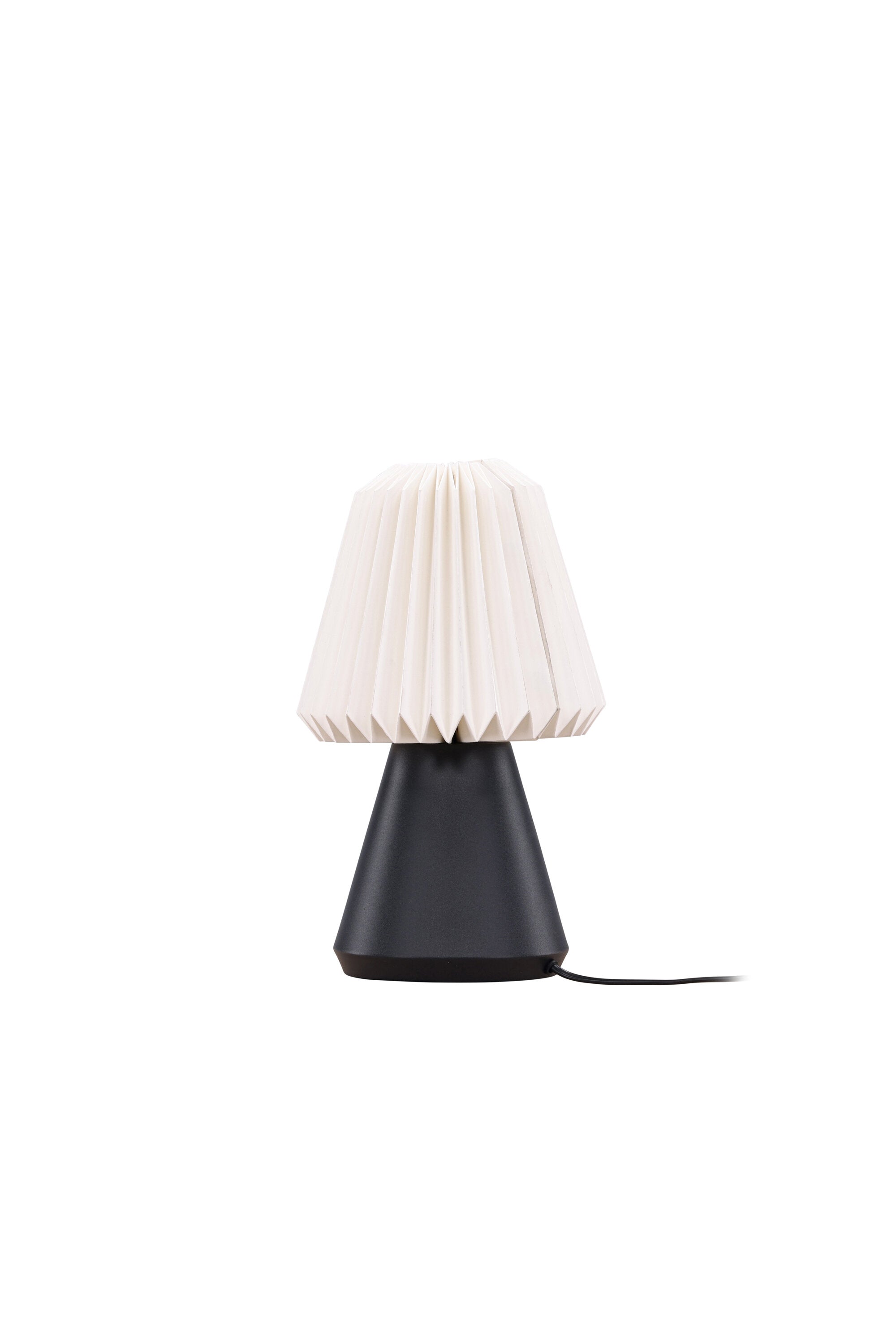 Fjällen Tischlampe in Schwarz präsentiert im Onlineshop von KAQTU Design AG. Tischleuchte ist von Venture Home