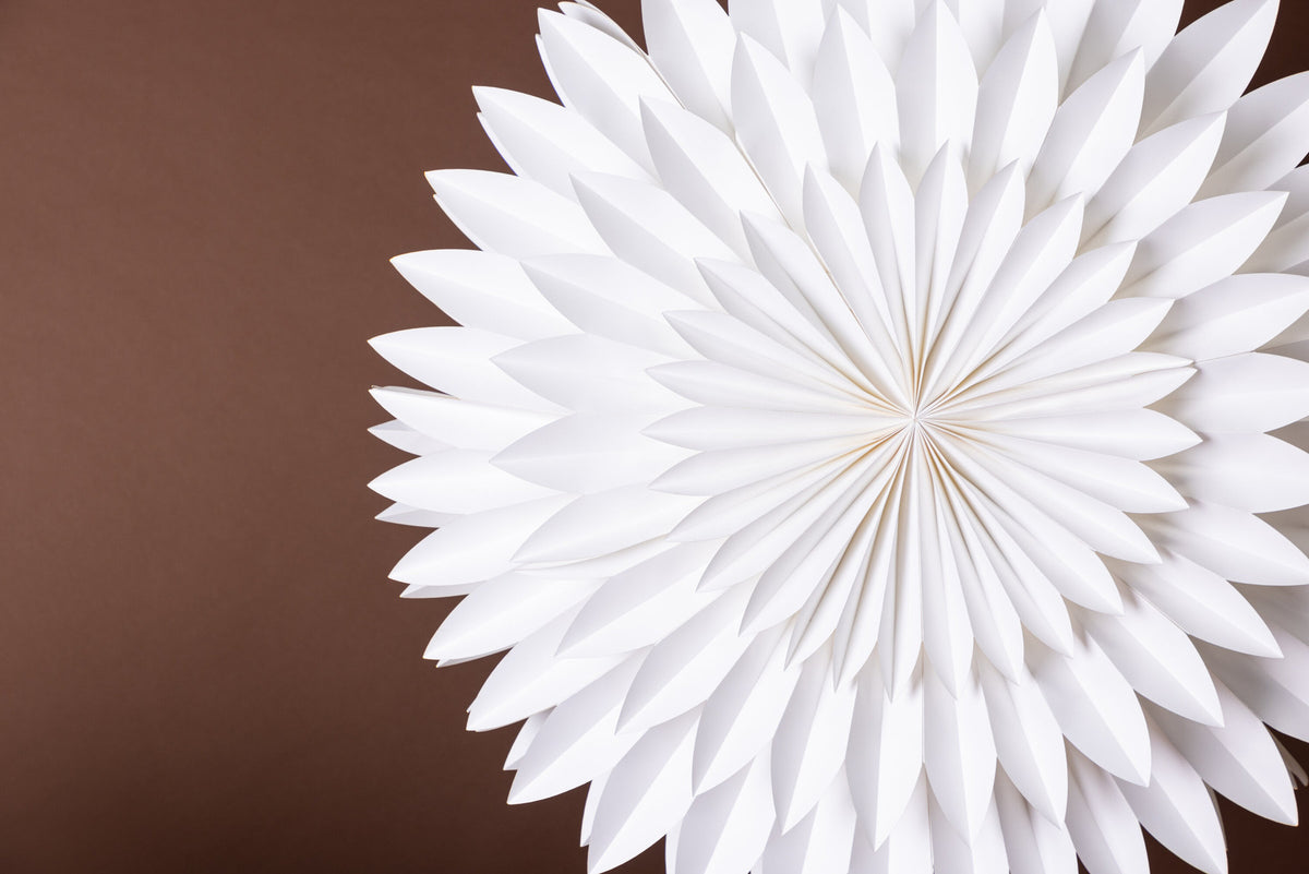 Storlien Pendelleuchte in Weiss präsentiert im Onlineshop von KAQTU Design AG. Pendelleuchte ist von Venture Home