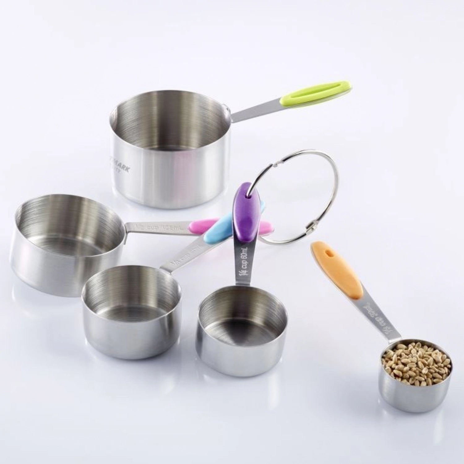 Hochwertiges Messlöffel-Set Pendo von Westmark, ideal zum präzisen Abmessen von Zutaten in verschiedenen Größen (30-250ml) für Küche und Backstube.