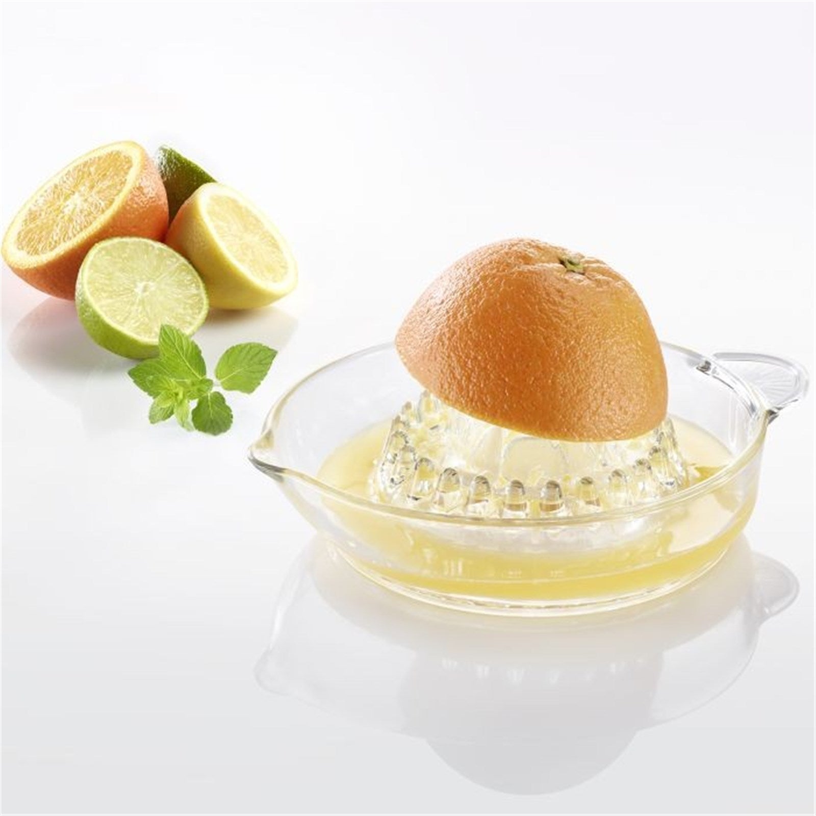 Grosse Zitruspresse aus Glas von Westmark, 250ml, ideal für frischen Saft, robust, stilvoll und praktisch für den täglichen Gebrauch.