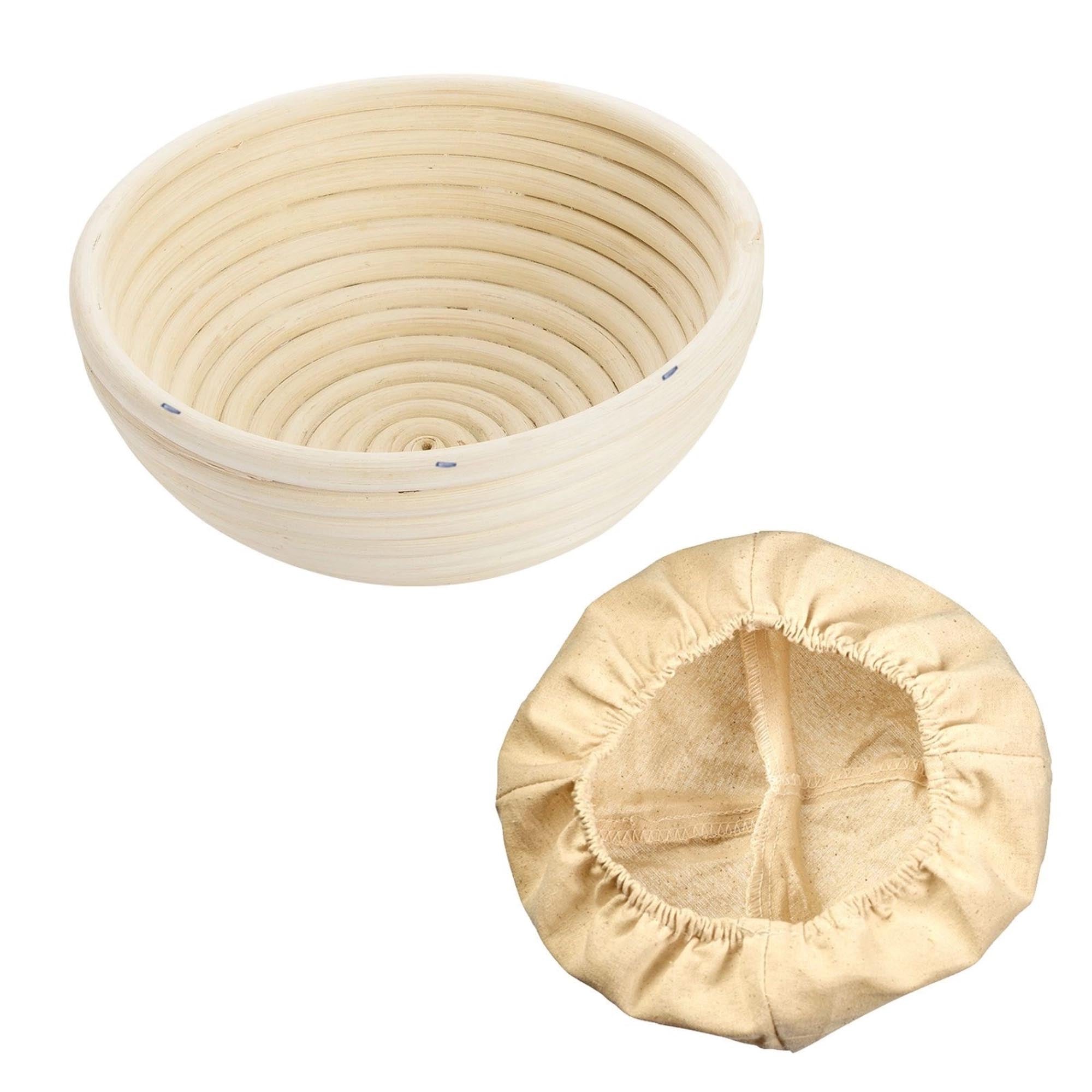 Entdecken Sie das runde Gärkörbchen von Westmark (D20.5 x H8.1 cm) für perfekte Teigführung. Ideal für Brot, Brötchen und Kuchen. Hochwertiges Peddigrohr und strapazierfähiger Polyesterbezug.