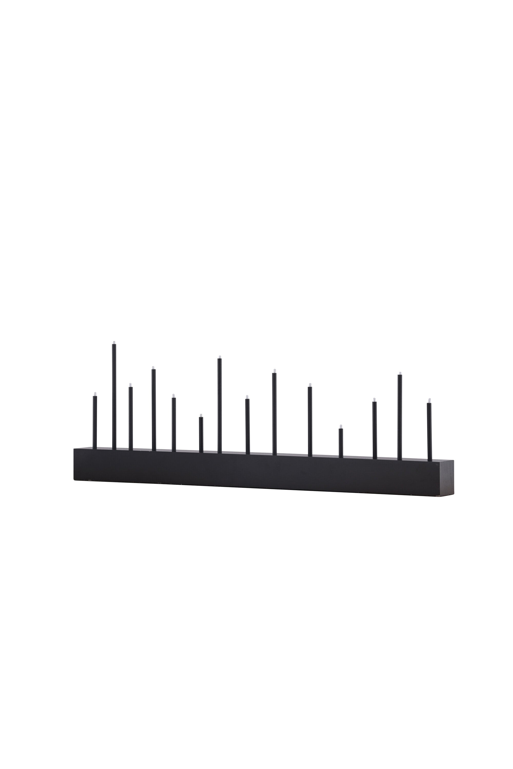 Kungsberget Tischlampe in Schwarz präsentiert im Onlineshop von KAQTU Design AG. Weihnachtszubehör ist von Venture Home