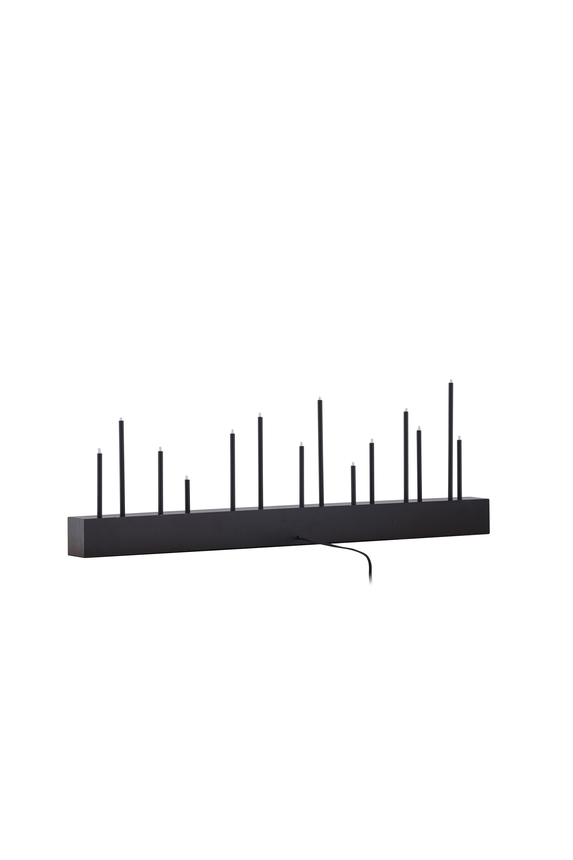 Kungsberget Tischlampe in Schwarz präsentiert im Onlineshop von KAQTU Design AG. Weihnachtszubehör ist von Venture Home