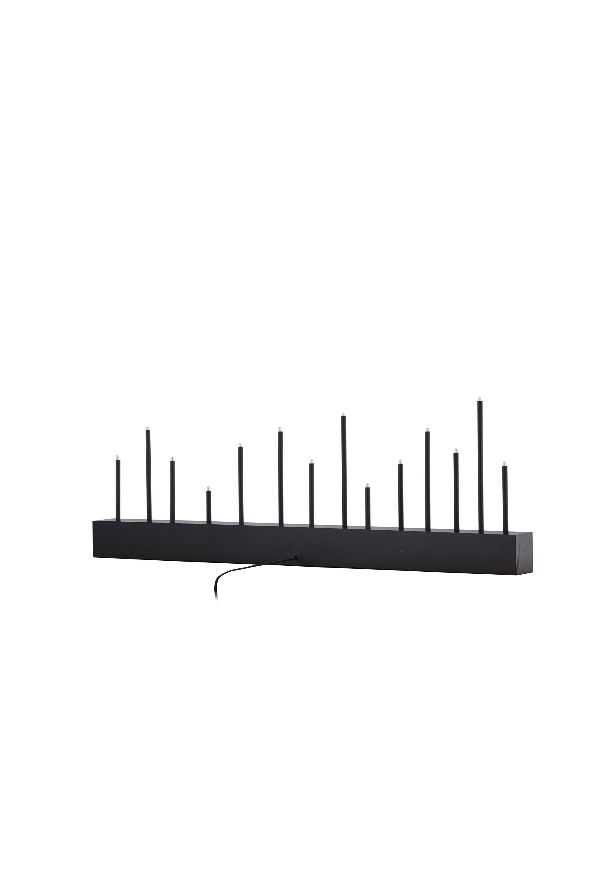 Kungsberget Tischlampe in Schwarz präsentiert im Onlineshop von KAQTU Design AG. Weihnachtszubehör ist von Venture Home