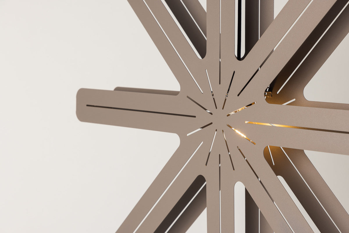 Säfsen Pendelleuchte in Mokka präsentiert im Onlineshop von KAQTU Design AG. Pendelleuchte ist von Venture Home