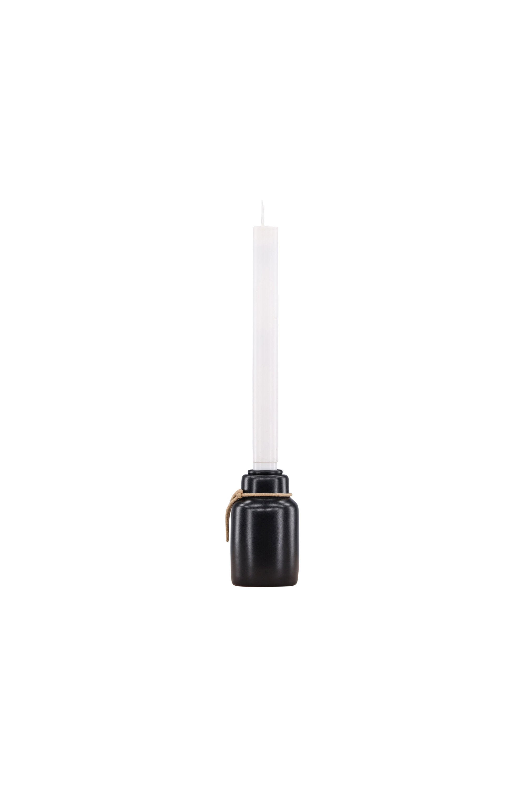 Ulricehamn Kerzenhalter in Schwarz präsentiert im Onlineshop von KAQTU Design AG. Kerzenständer ist von Venture Home
