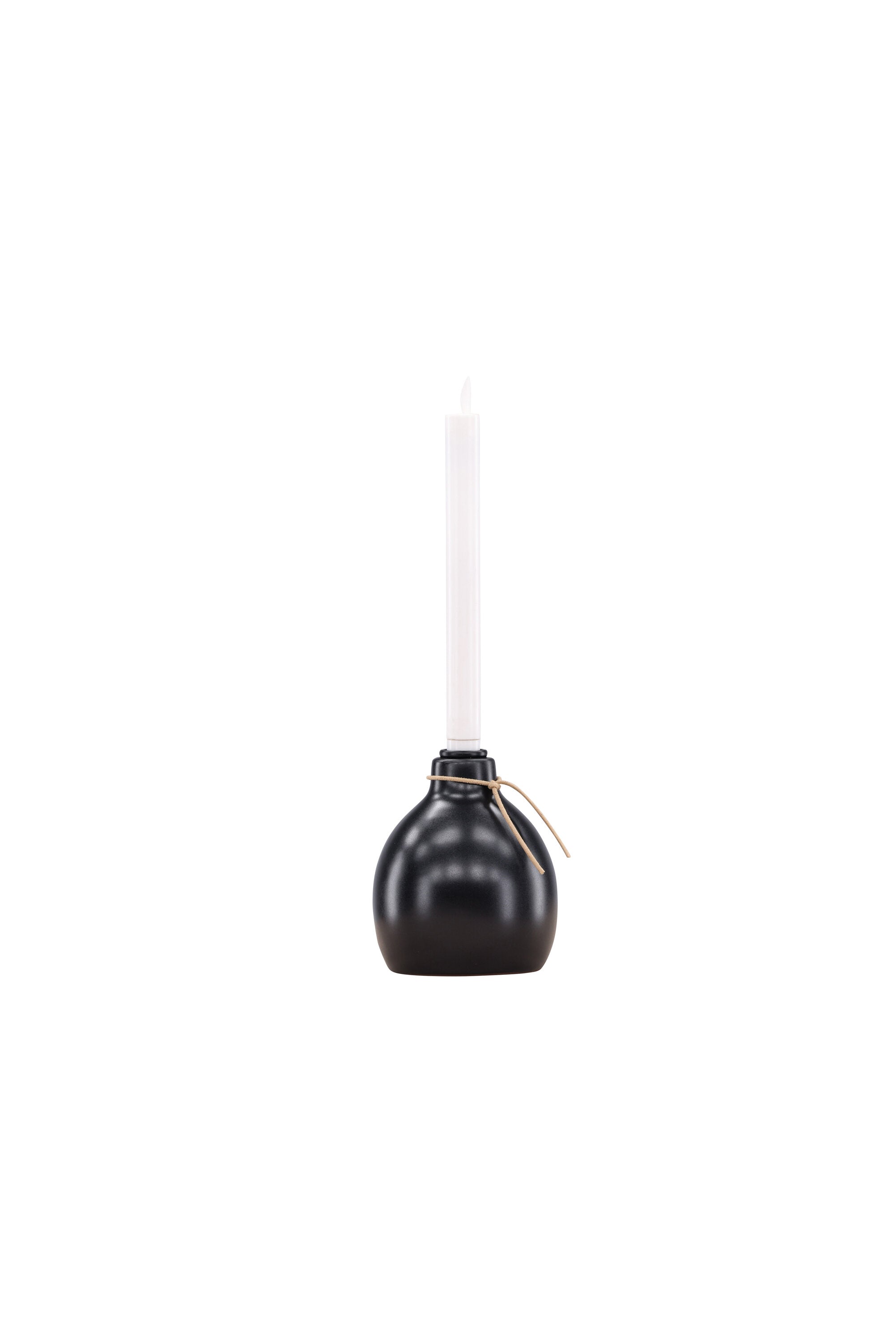 Ulricehamn Kerzenhalter in Schwarz präsentiert im Onlineshop von KAQTU Design AG. Kerzenständer ist von Venture Home