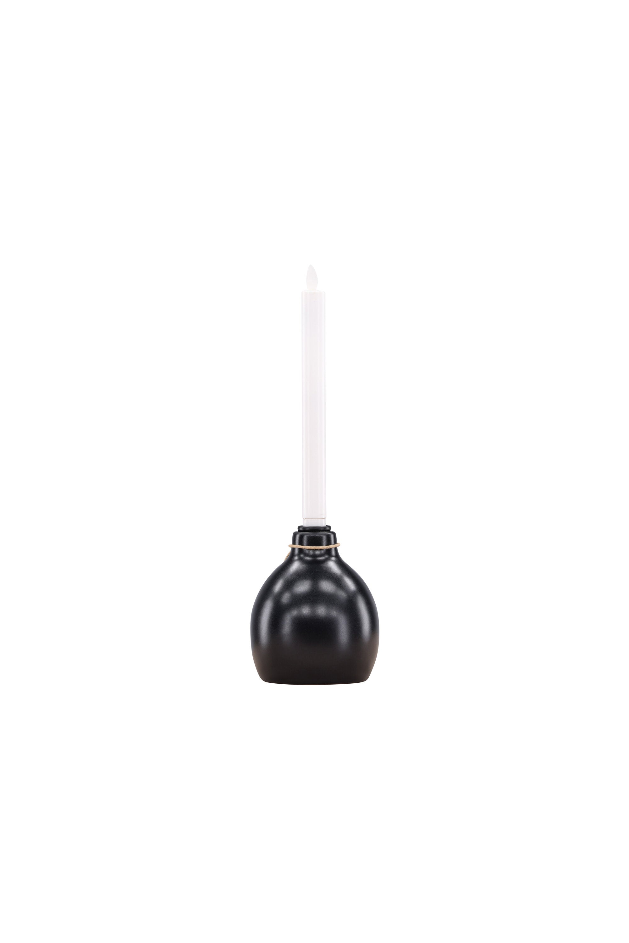 Ulricehamn Kerzenhalter in Schwarz präsentiert im Onlineshop von KAQTU Design AG. Kerzenständer ist von Venture Home
