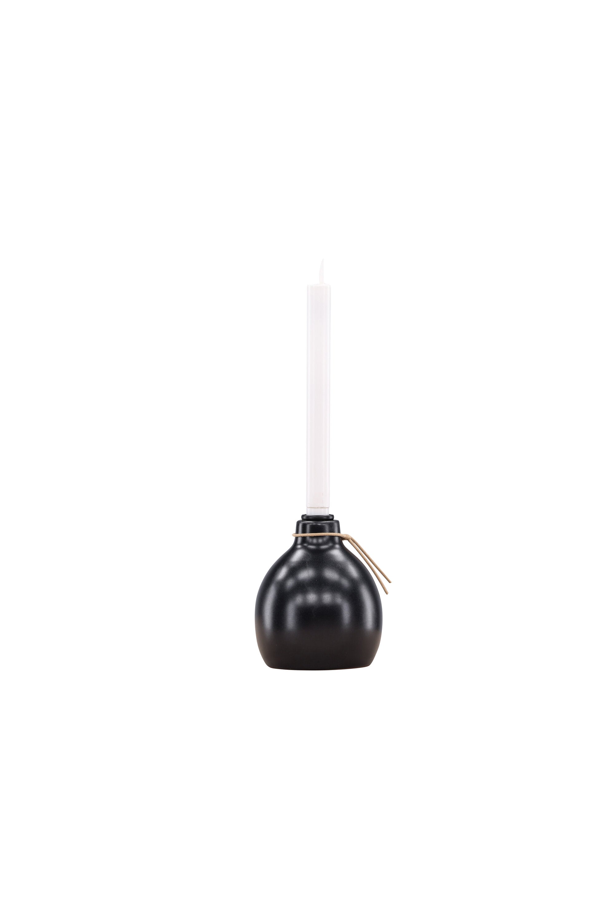 Ulricehamn Kerzenhalter in Schwarz präsentiert im Onlineshop von KAQTU Design AG. Kerzenständer ist von Venture Home