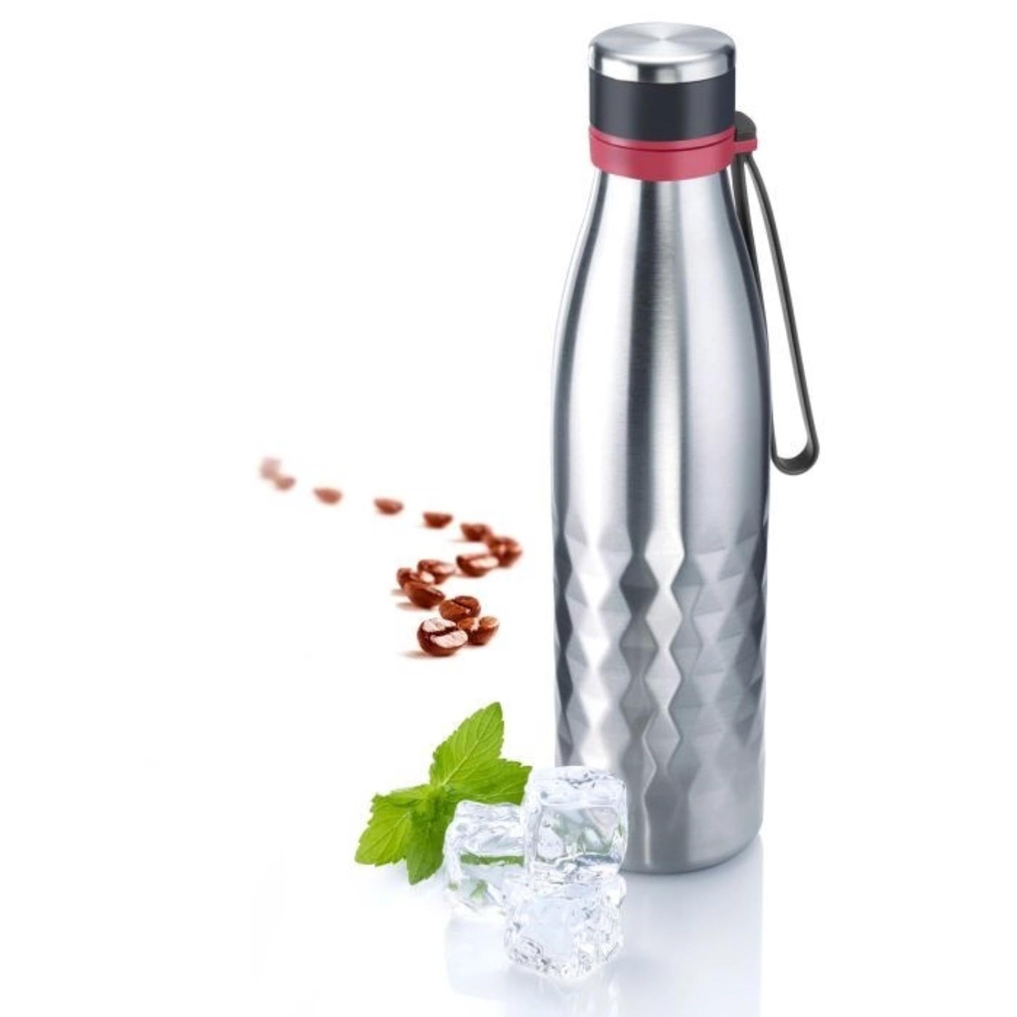 Die Isolierflasche Viva (0,7 l) von Westmark in Silber hält Getränke unterwegs warm oder kalt und überzeugt durch ihr modernes Design.