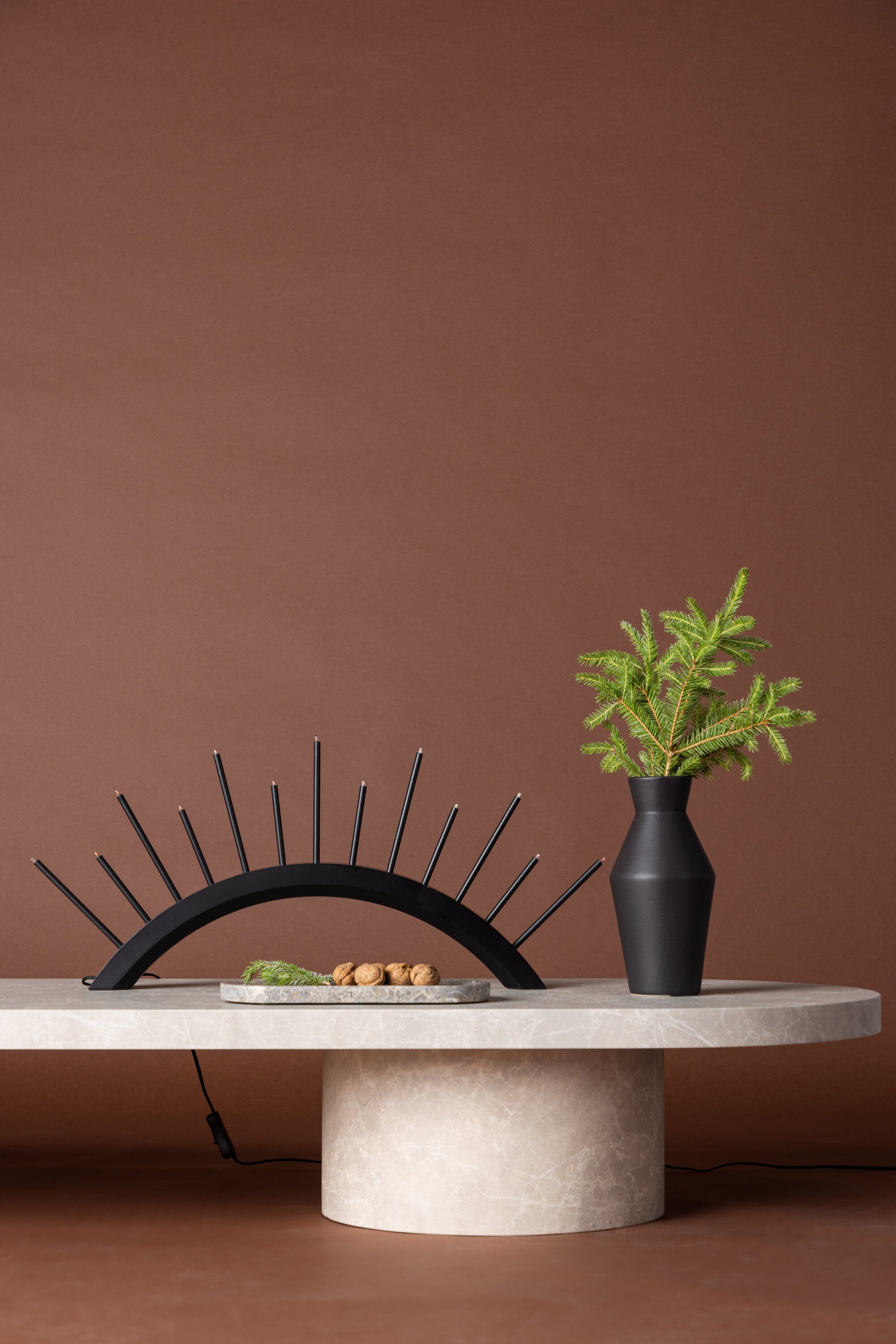 Kettilsås Candlestick in Schwarz präsentiert im Onlineshop von KAQTU Design AG. Weihnachtszubehör ist von Venture Home