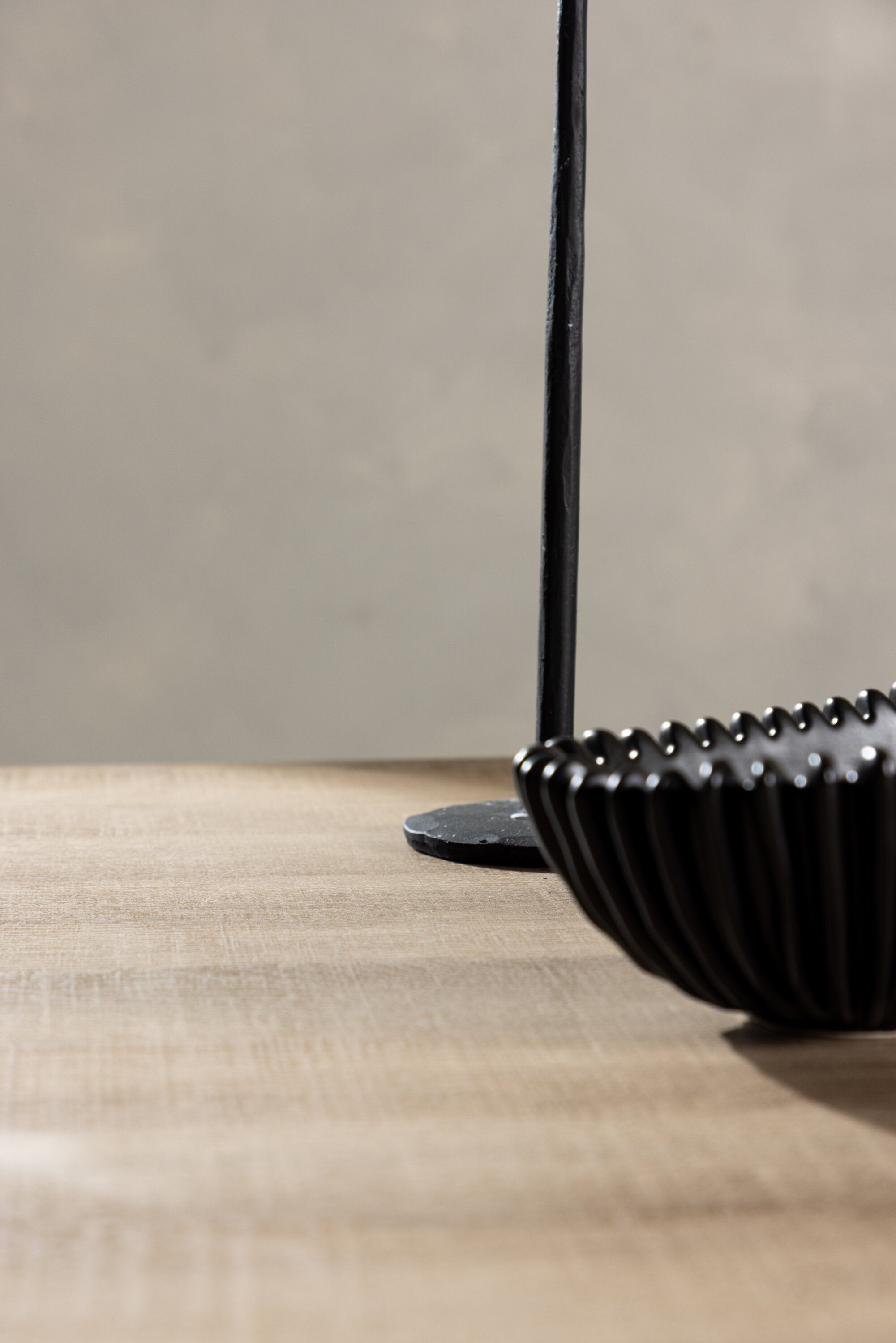 Lillehammer Coffee Tisch in Natur präsentiert im Onlineshop von KAQTU Design AG. Beistelltisch ist von Venture Home