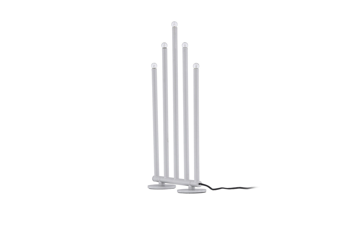 Björnfjället Tischlampe in Silber präsentiert im Onlineshop von KAQTU Design AG. Tischleuchte ist von Venture Home