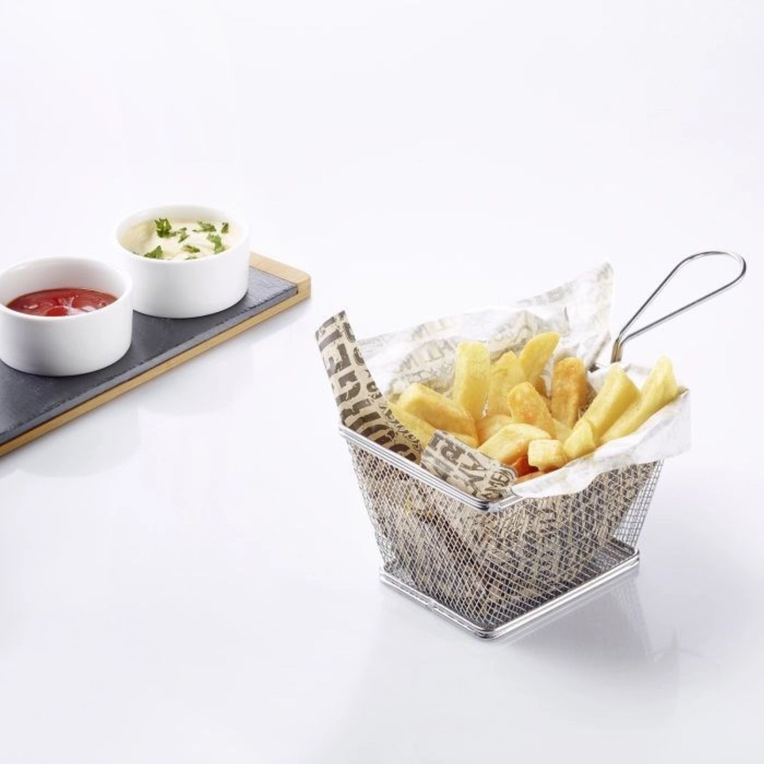 Servierkörbchen "Tapas u. Friends" von Westmark, 12 x 10 x 8 cm, ideal für Snacks und Tapas, perfekt für gesellige Abende und stilvolle Präsentation.