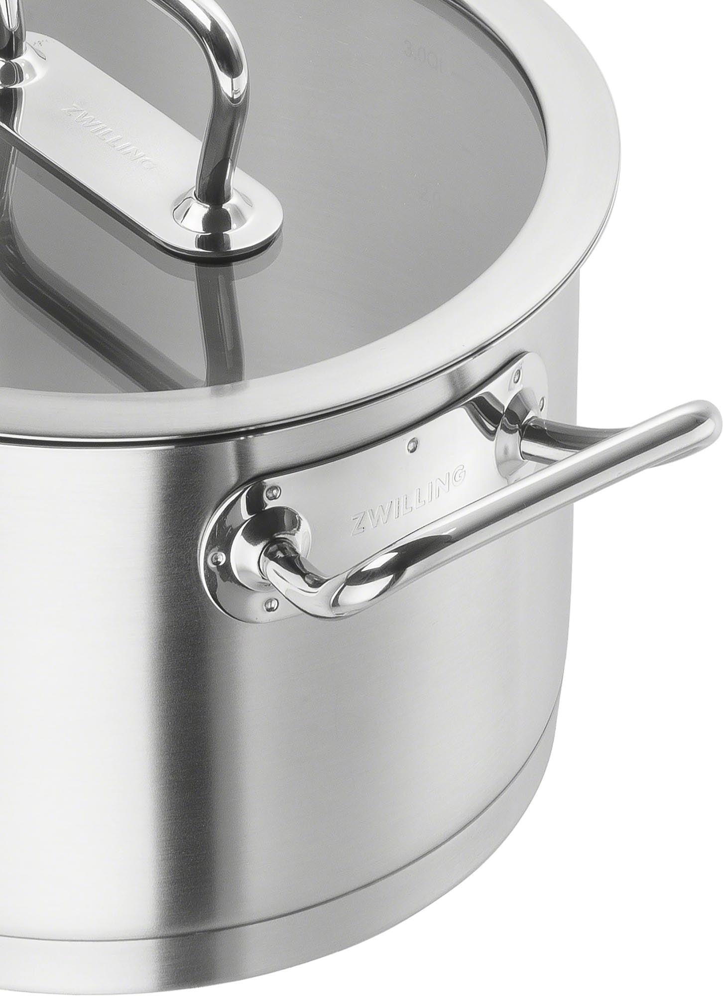 Das 5-teilige Zwilling Pro Kochgeschirr-Set überzeugt mit Qualität und Funktionalität für exzellente Kocherlebnisse.