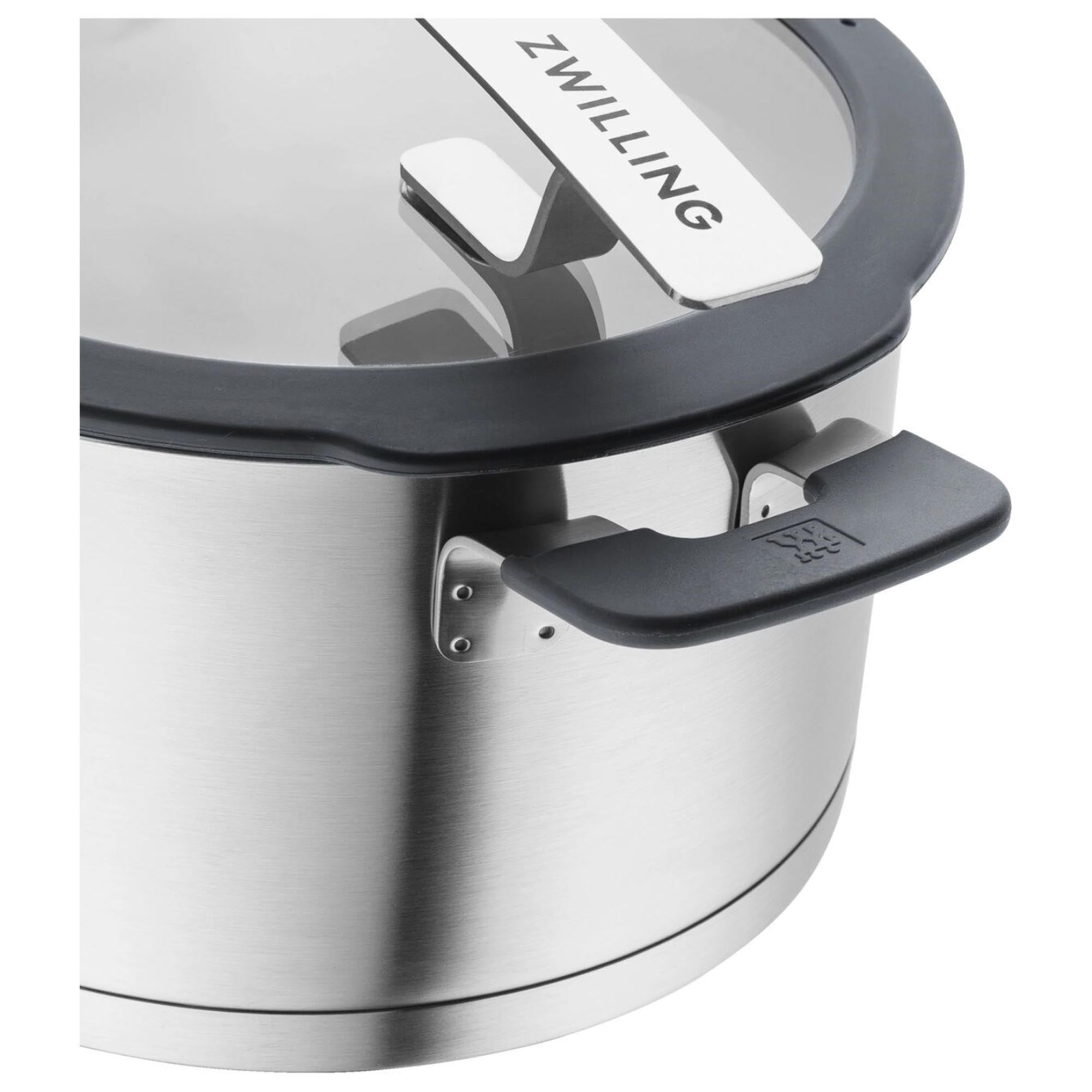 Zwilling Simplify: 5-teiliges Kochgeschirr-Set für innovative Küche.