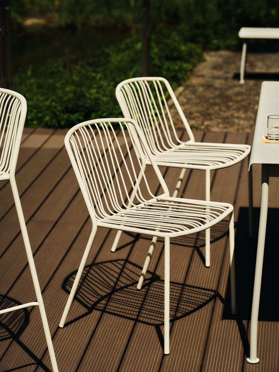 Bris BRS02 - Stuhl, Set von 2 Stück in Blau präsentiert im Onlineshop von KAQTU Design AG. Gartenstuhl ist von Mdd