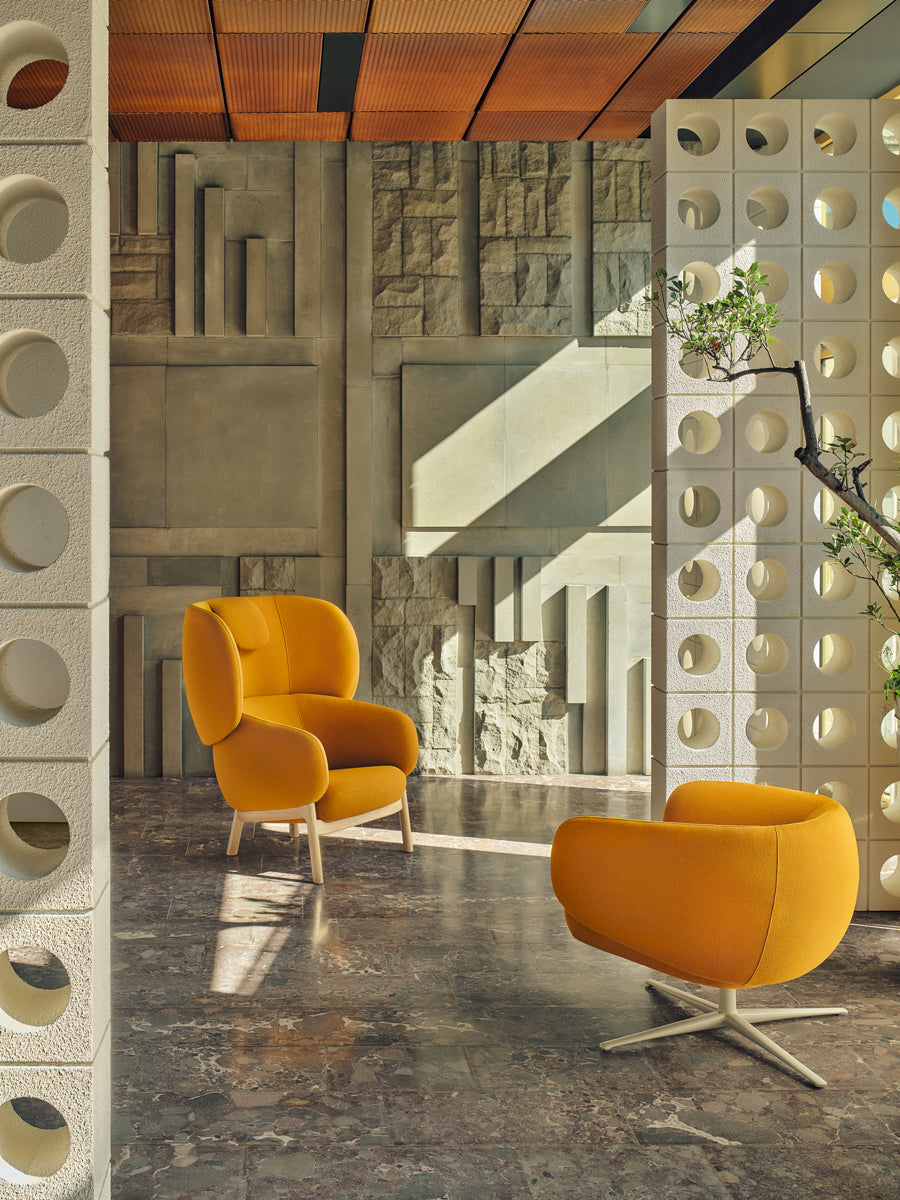 Grand Grace GRF05 - Sessel Drehbasis in Sepia präsentiert im Onlineshop von KAQTU Design AG. Drehsessel ist von Mdd