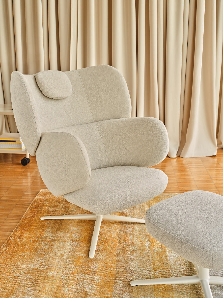 Grand Grace GRFP01 - Fußhocker in Sepia präsentiert im Onlineshop von KAQTU Design AG. Hocker ist von Mdd