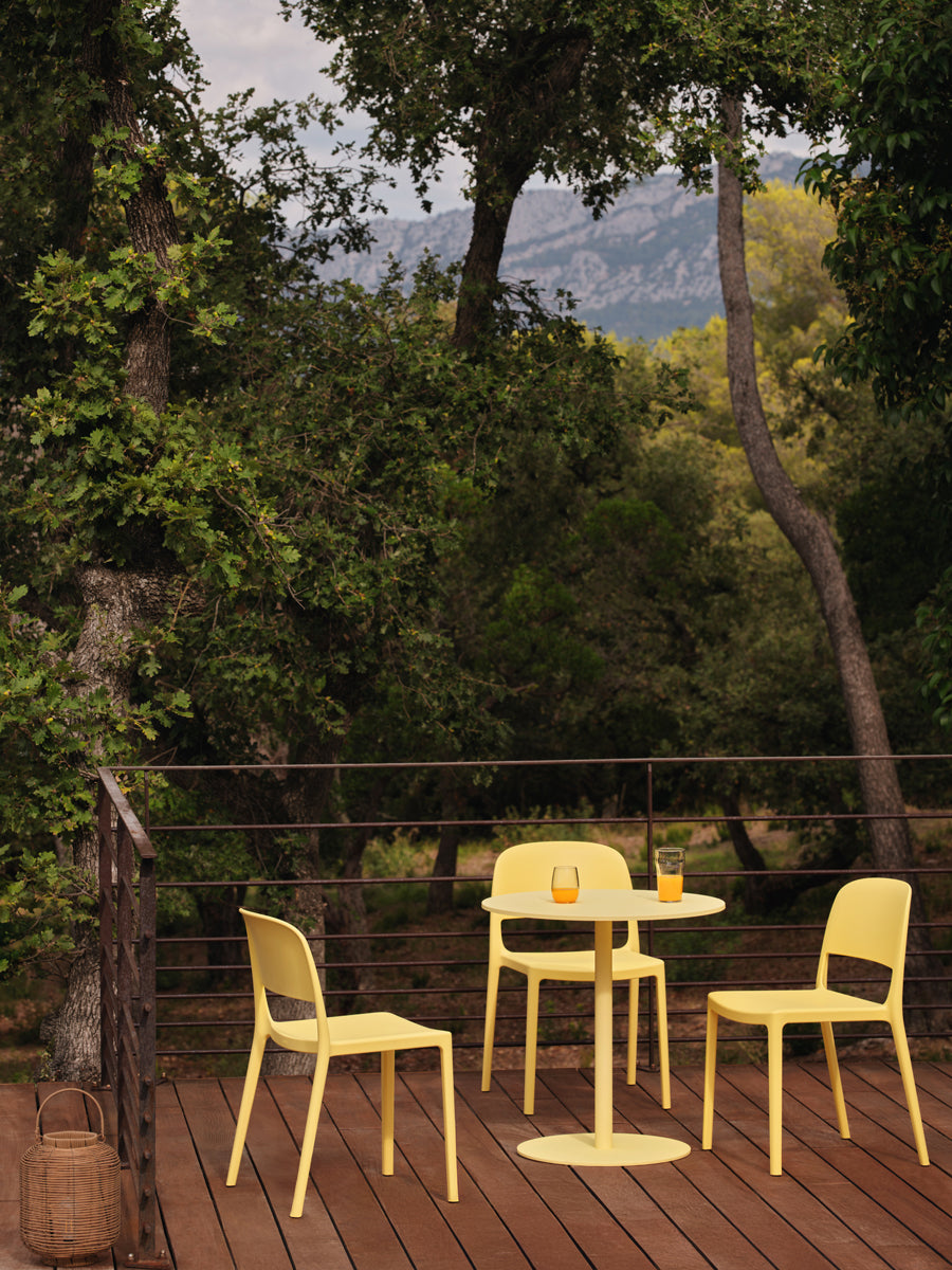 Blendy BND01 - Stuhl in Gelb präsentiert im Onlineshop von KAQTU Design AG. Gartenstuhl ist von Mdd