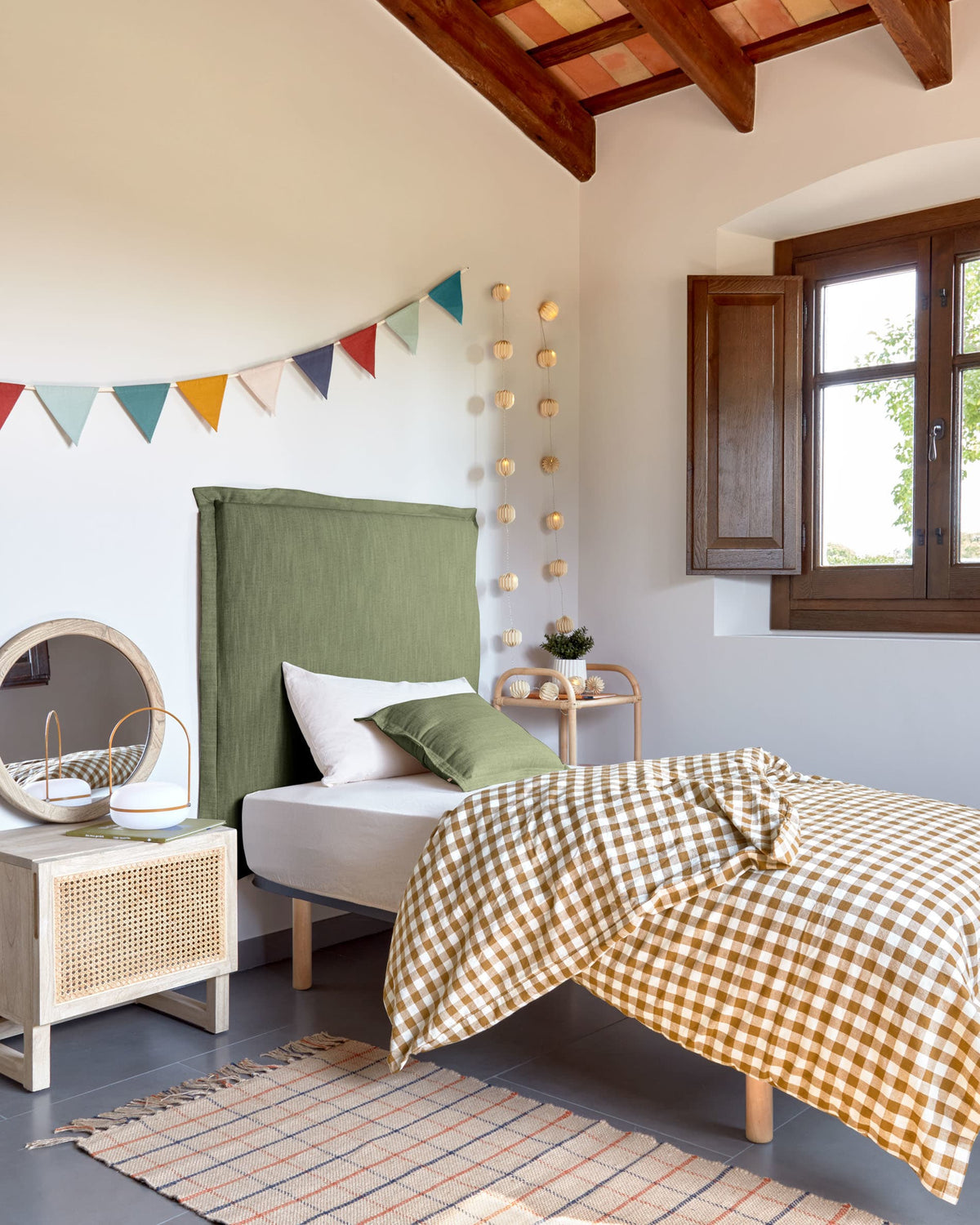 Lattenrost Talo für Matratzen 90 x 190 cm in Grau präsentiert im Onlineshop von KAQTU Design AG. Bettgestell ist von Kave Home