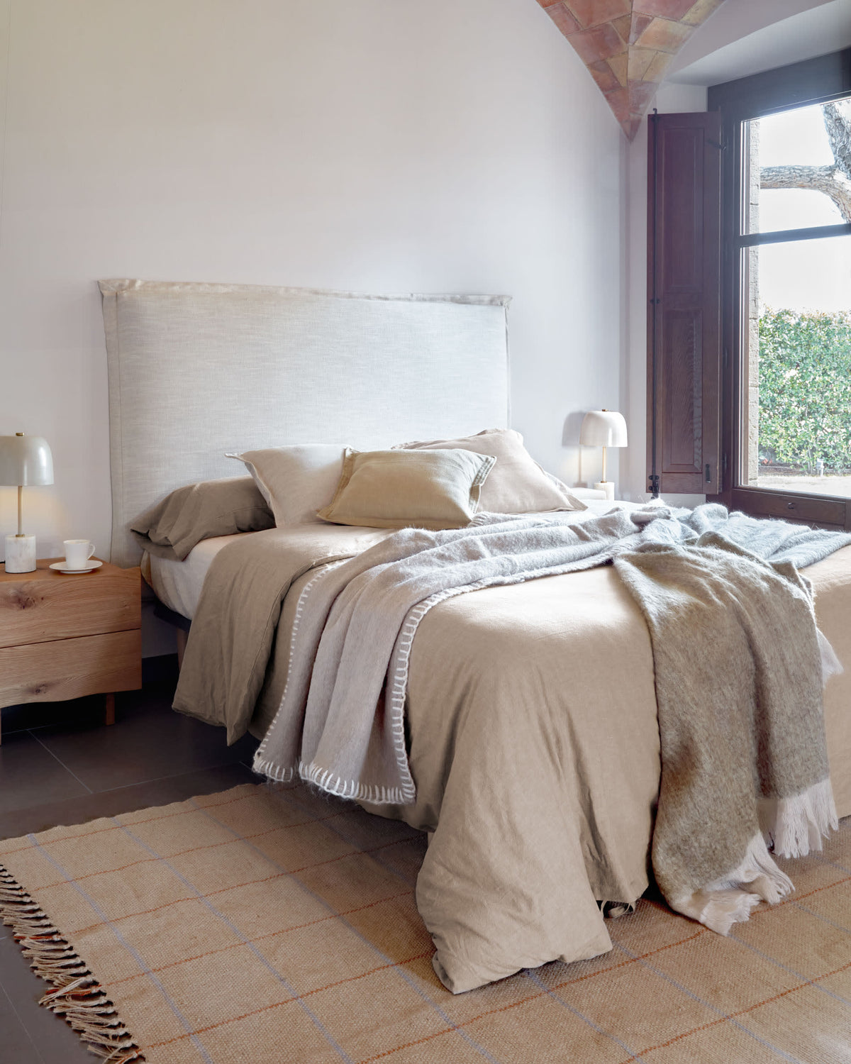 Lattenrost Talo für Matratzen 150 x 190 cm in Grau präsentiert im Onlineshop von KAQTU Design AG. Bettgestell ist von Kave Home