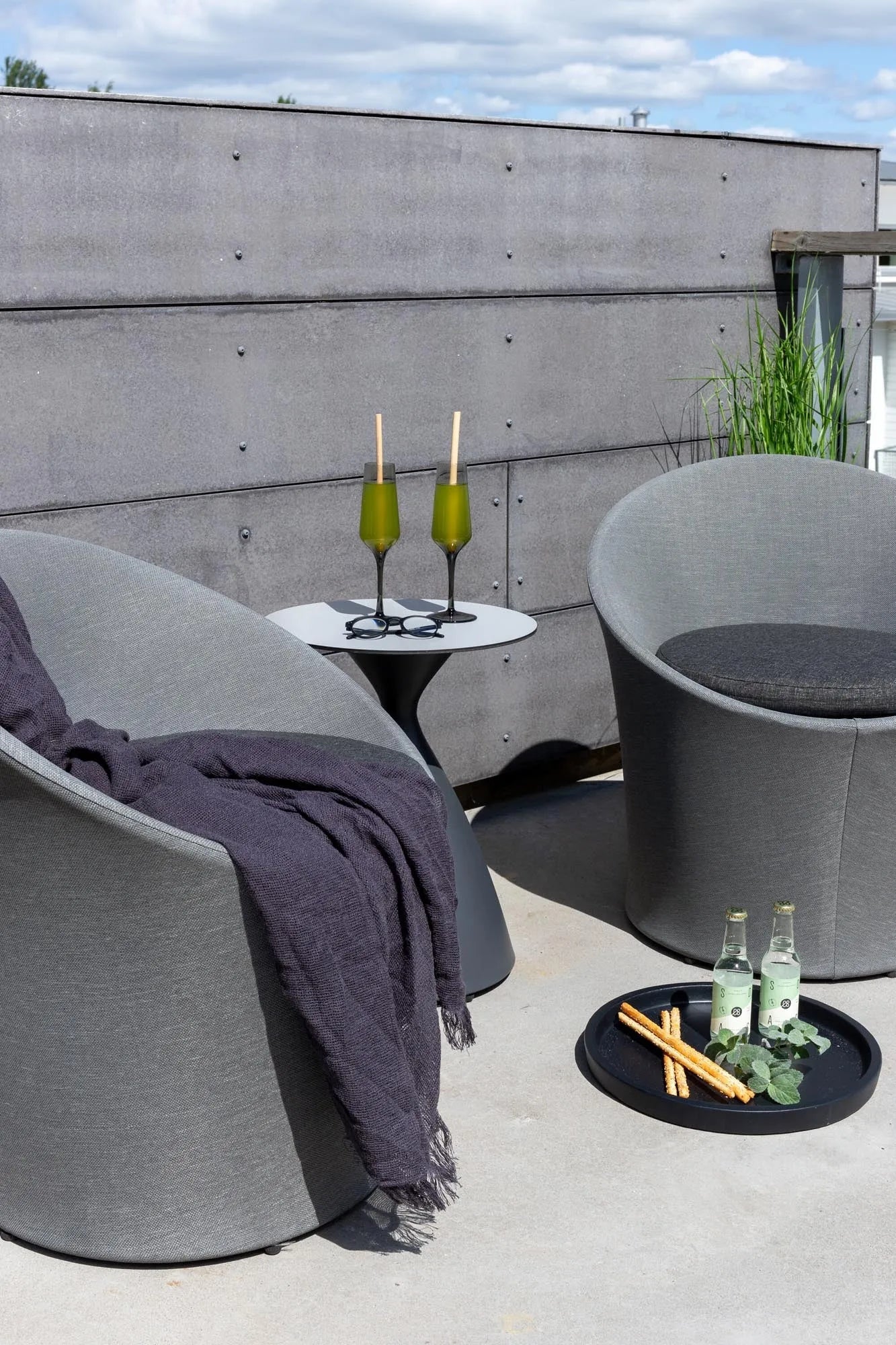 Modernes Spoga Lounge Set ⌀40cm für luxuriöse Outdoor-Erlebnisse.