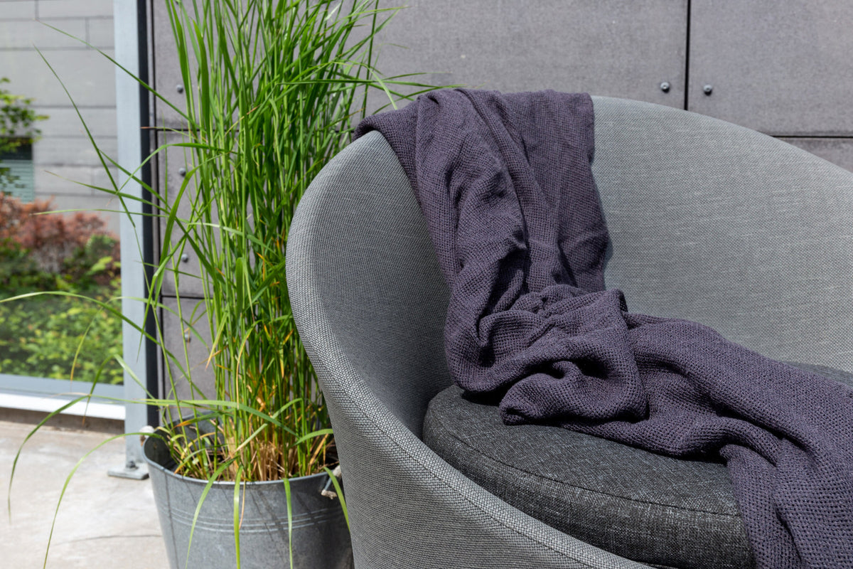 Spoga Lounge Outdoorset ⌀40cm in Schwarz/Grau präsentiert im Onlineshop von KAQTU Design AG. Loungeset ist von Venture Home