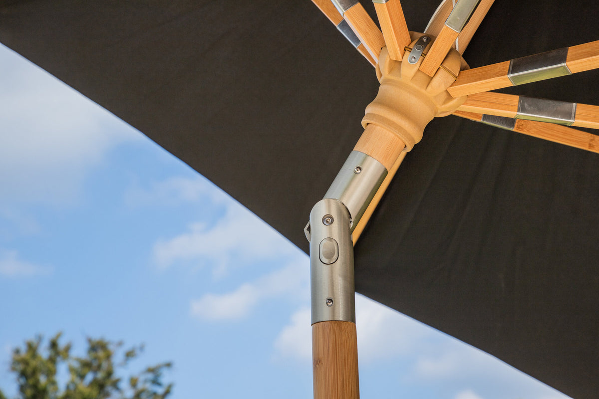 Cerox Sonnenschirm in Schwarz präsentiert im Onlineshop von KAQTU Design AG. Sonnenschirm ist von Venture Home