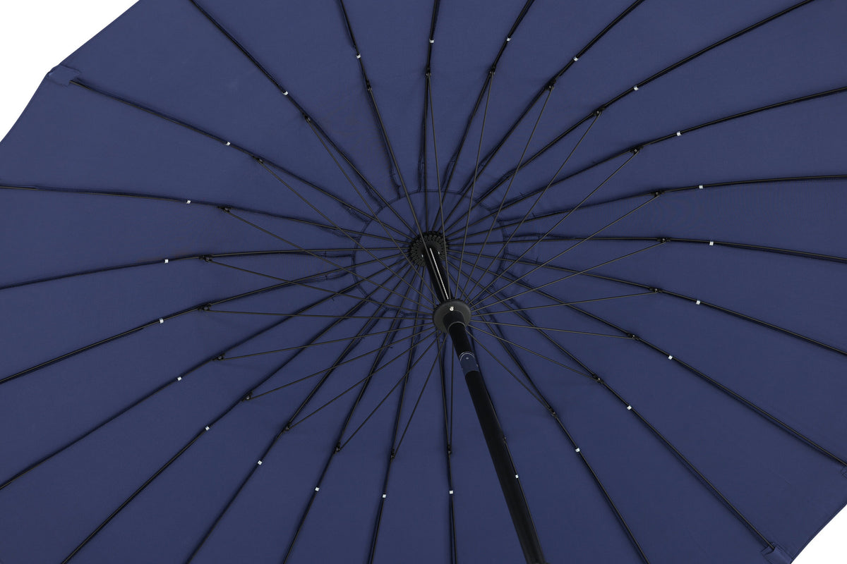 Palmetto Sonnenschirm in Blau präsentiert im Onlineshop von KAQTU Design AG. Sonnenschirm ist von Venture Home