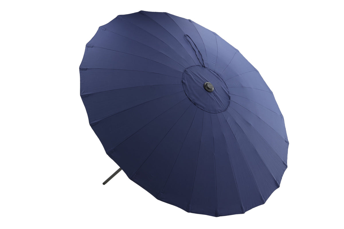 Palmetto Sonnenschirm in Blau präsentiert im Onlineshop von KAQTU Design AG. Sonnenschirm ist von Venture Home