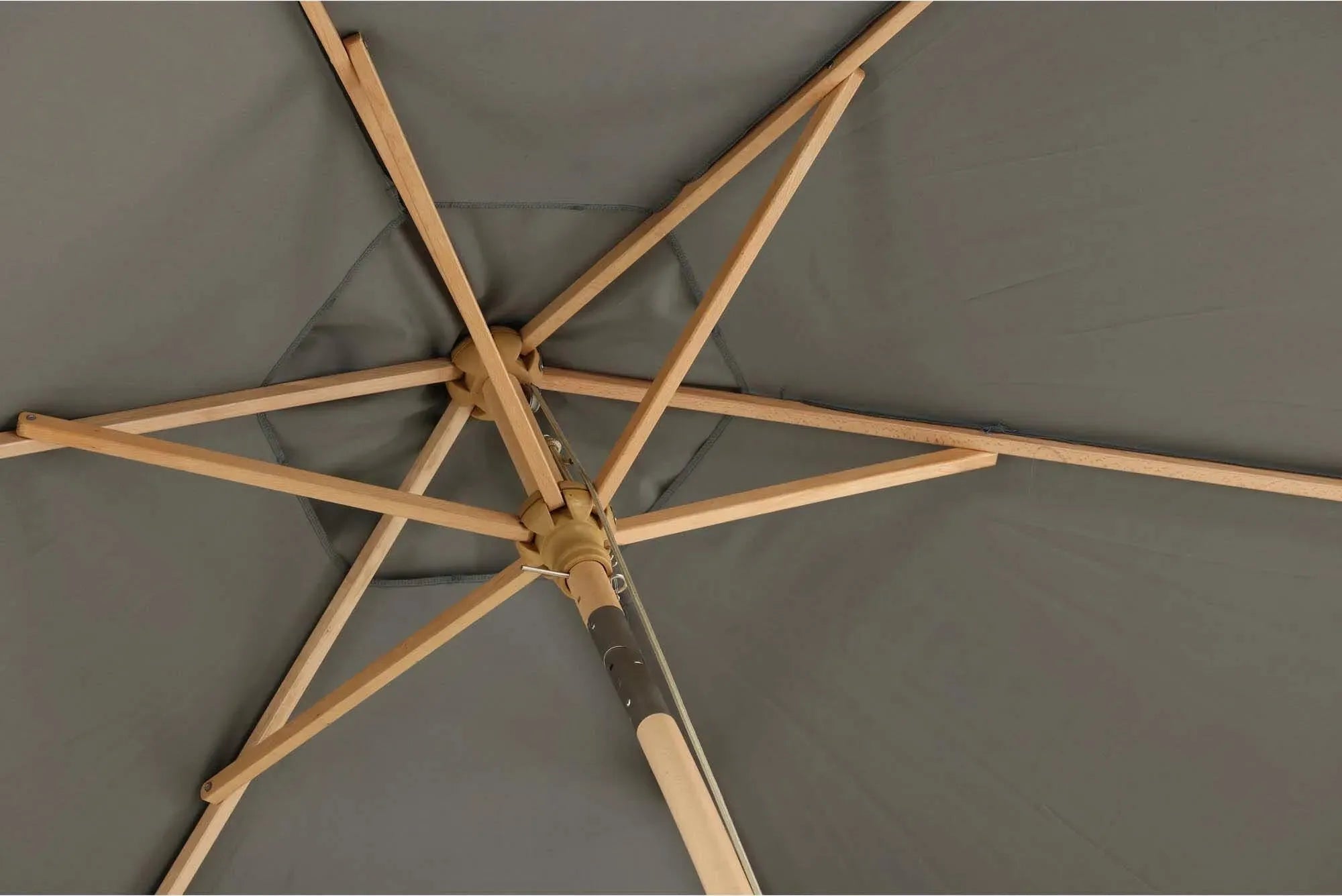 Corypho Sonnenschirm von Venture Home: Eleganter Sonnenschutz, langlebig und perfekt für Terrasse, Balkon oder Garten.