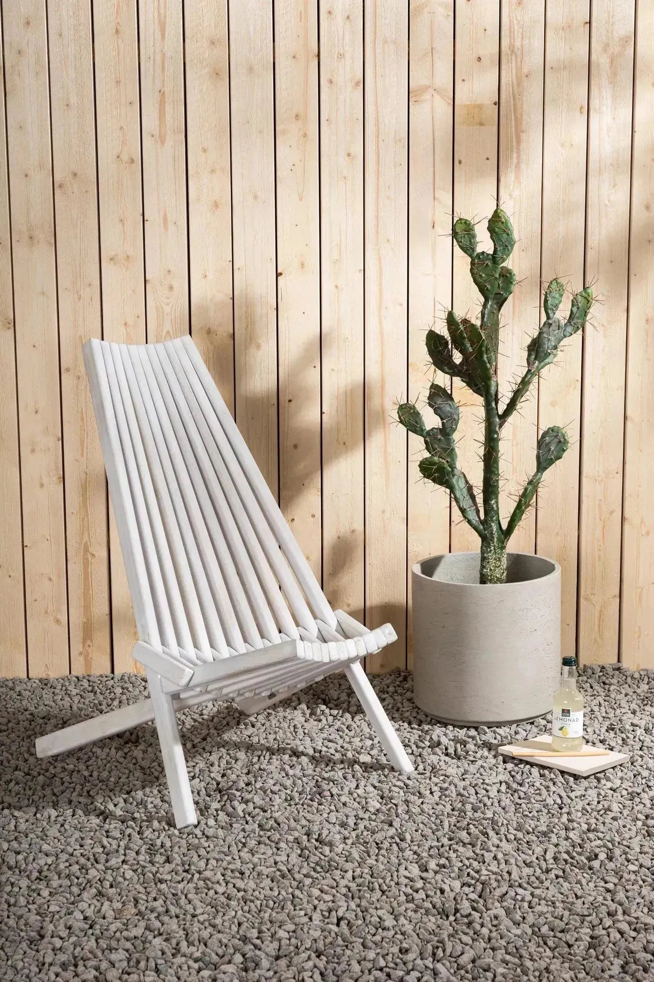 Maja Lounge Chair: Modernes Design für stilvolle Outdoor-Momente.