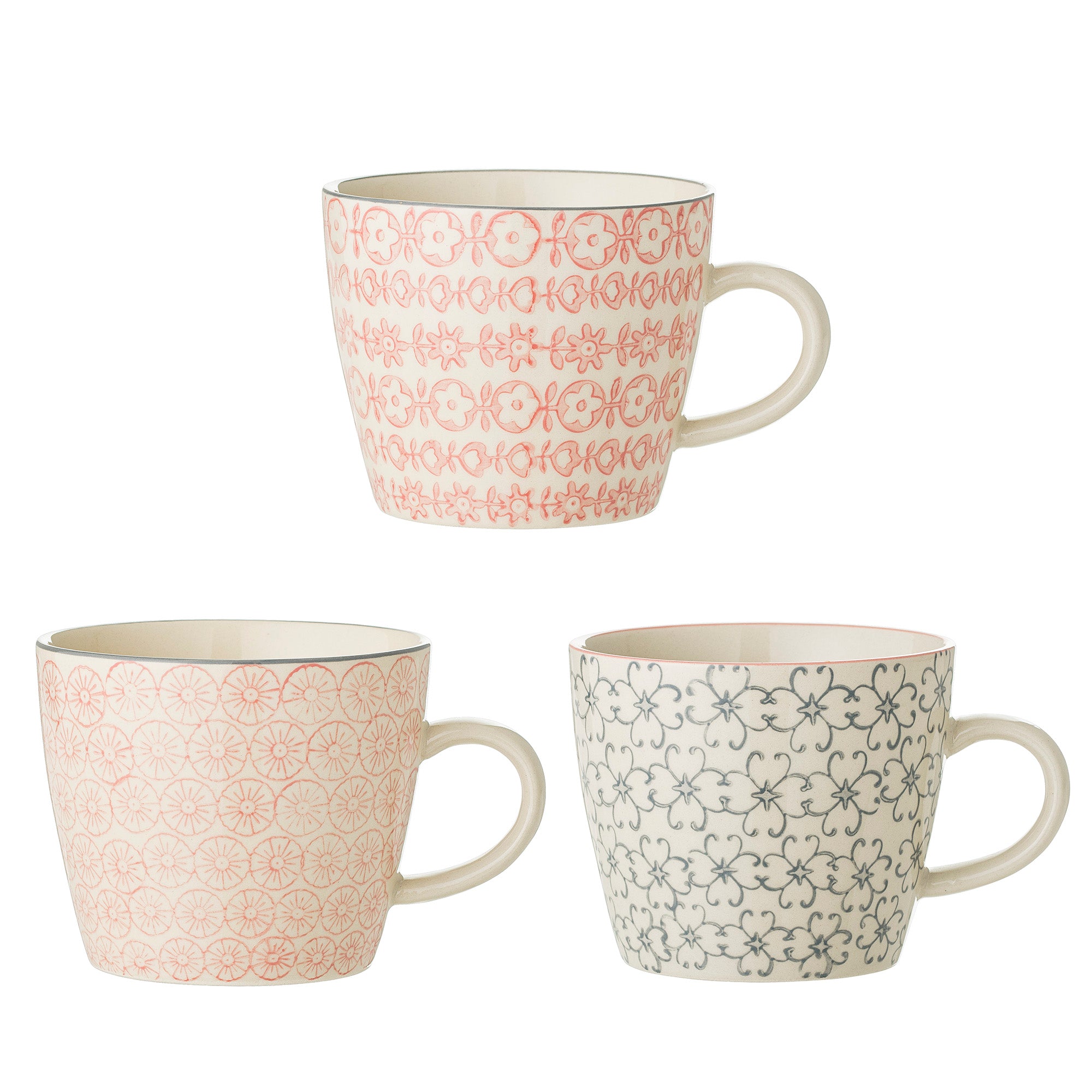 Entdecken Sie die stilvollen Cécile Becher von Bloomingville aus hochwertigem Steingut. Elegante Glasur, nordisches Design, spülmaschinenfest.