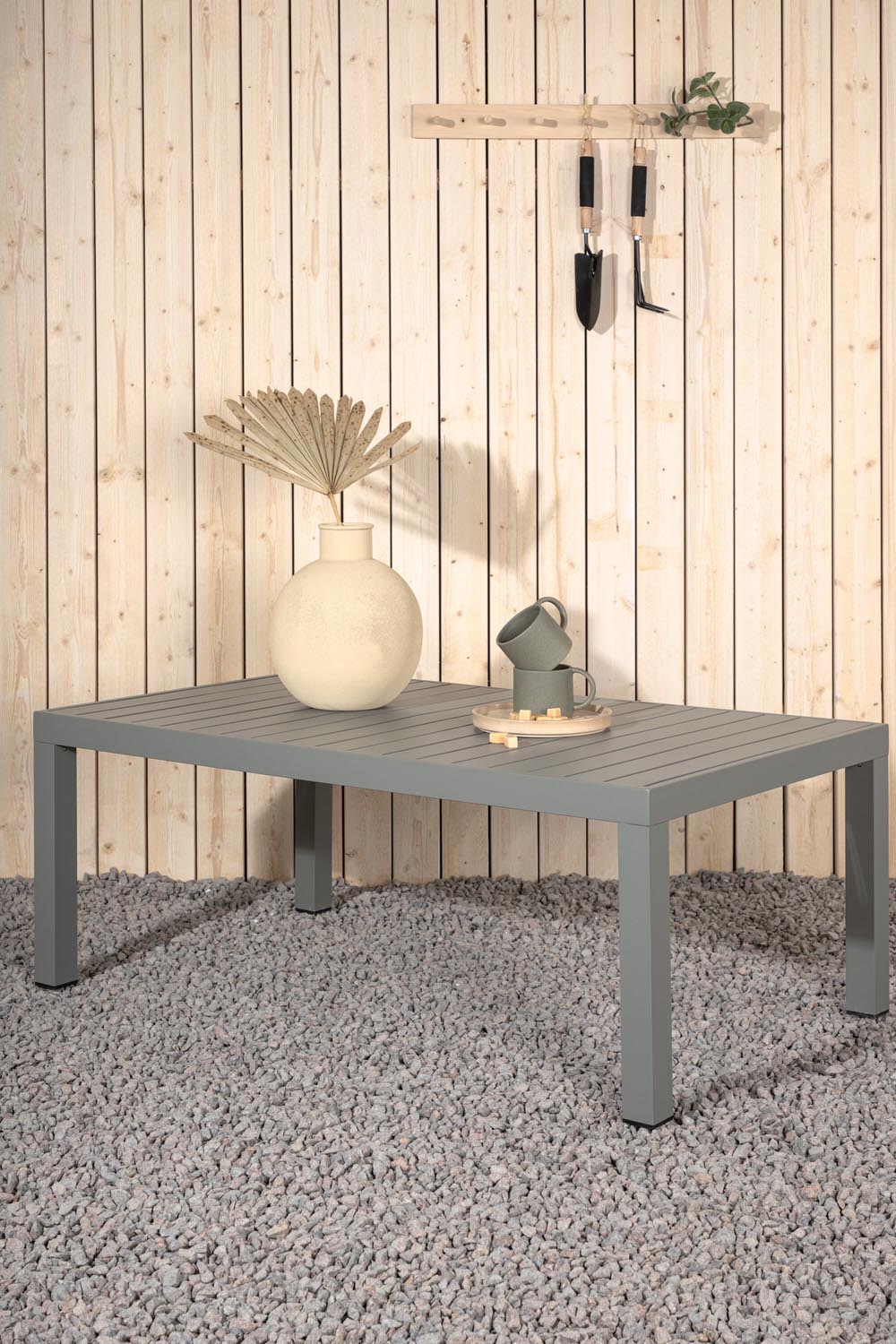 Copacabana Coffee Tisch Outdoor in Khaki präsentiert im Onlineshop von KAQTU Design AG. Beistelltisch Outdoor ist von Venture Home