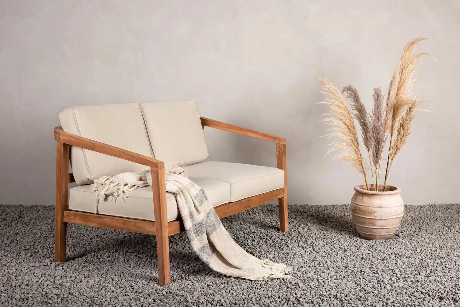 Kenya Kissenset in Beige präsentiert im Onlineshop von KAQTU Design AG. Sitzkissen ist von Venture Home