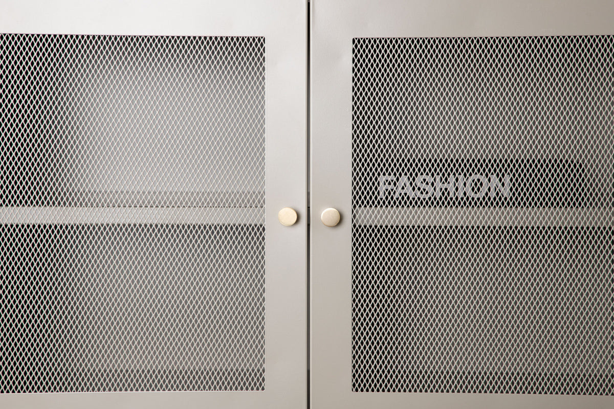 Malla Cabinet in Beige präsentiert im Onlineshop von KAQTU Design AG. Cabinet ist von Venture Home