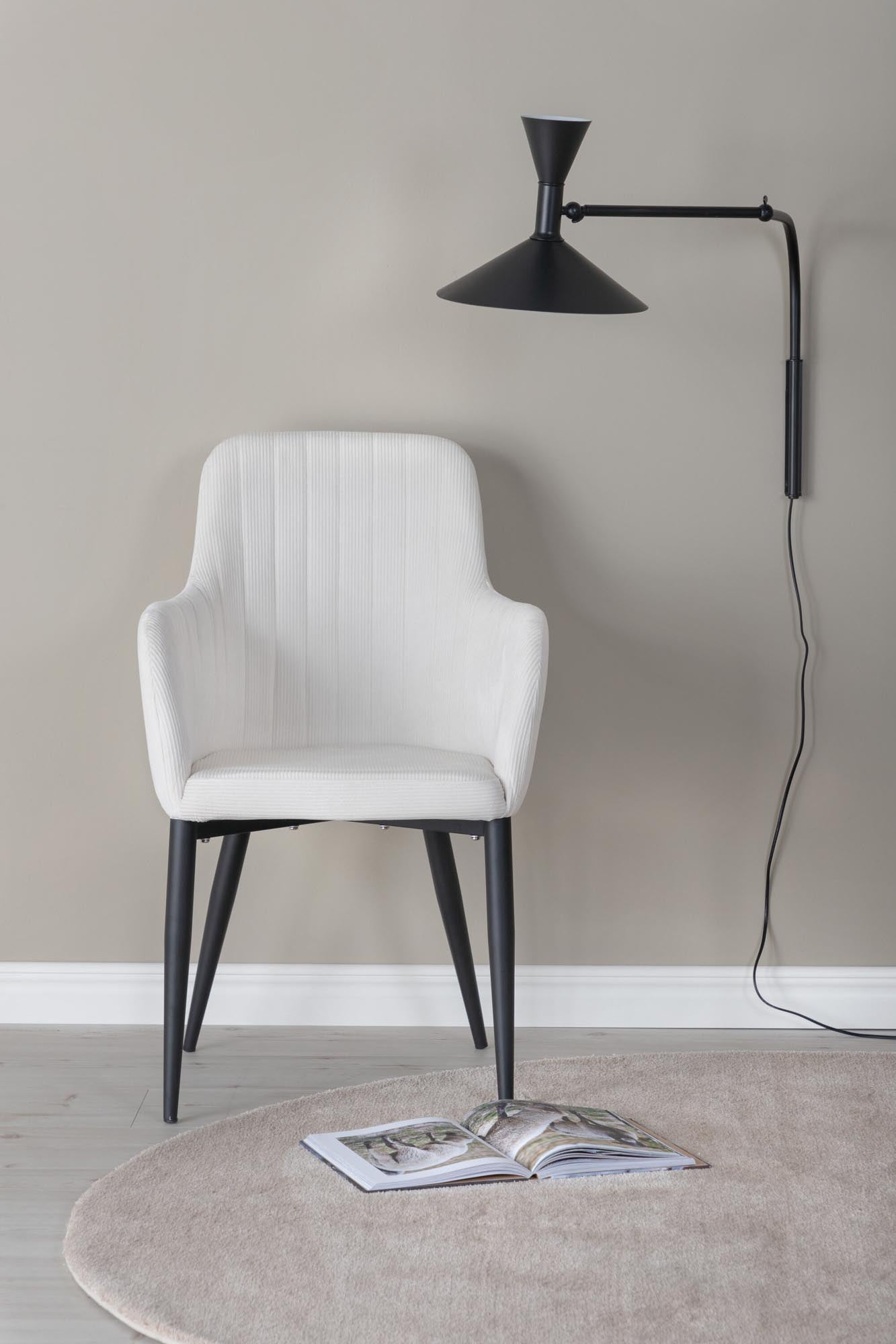 Comfort Stuhl in Weiss präsentiert im Onlineshop von KAQTU Design AG. Stuhl mit Armlehne ist von Venture Home