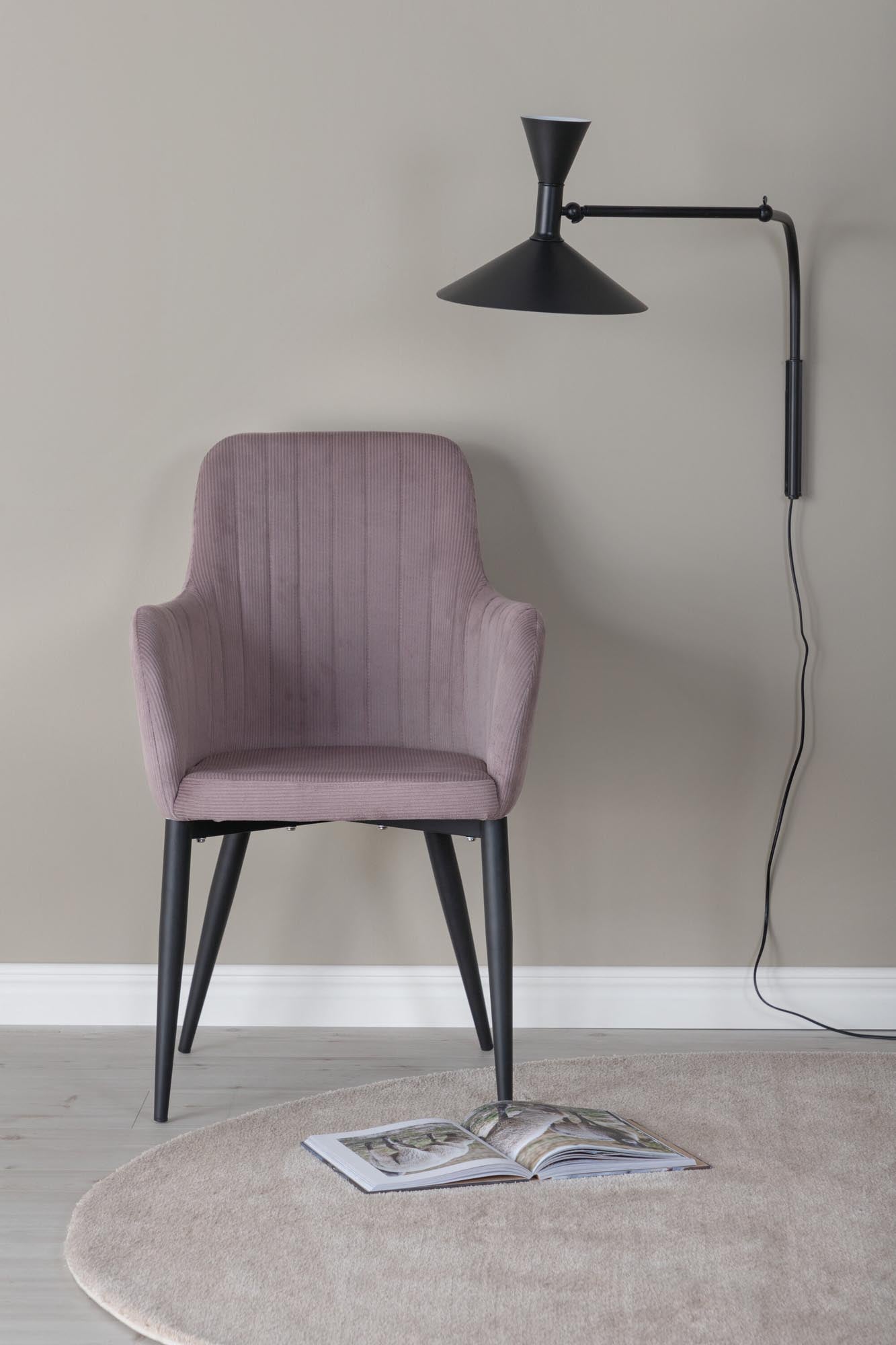 Comfort Stuhl in Altrosa präsentiert im Onlineshop von KAQTU Design AG. Stuhl mit Armlehne ist von Venture Home