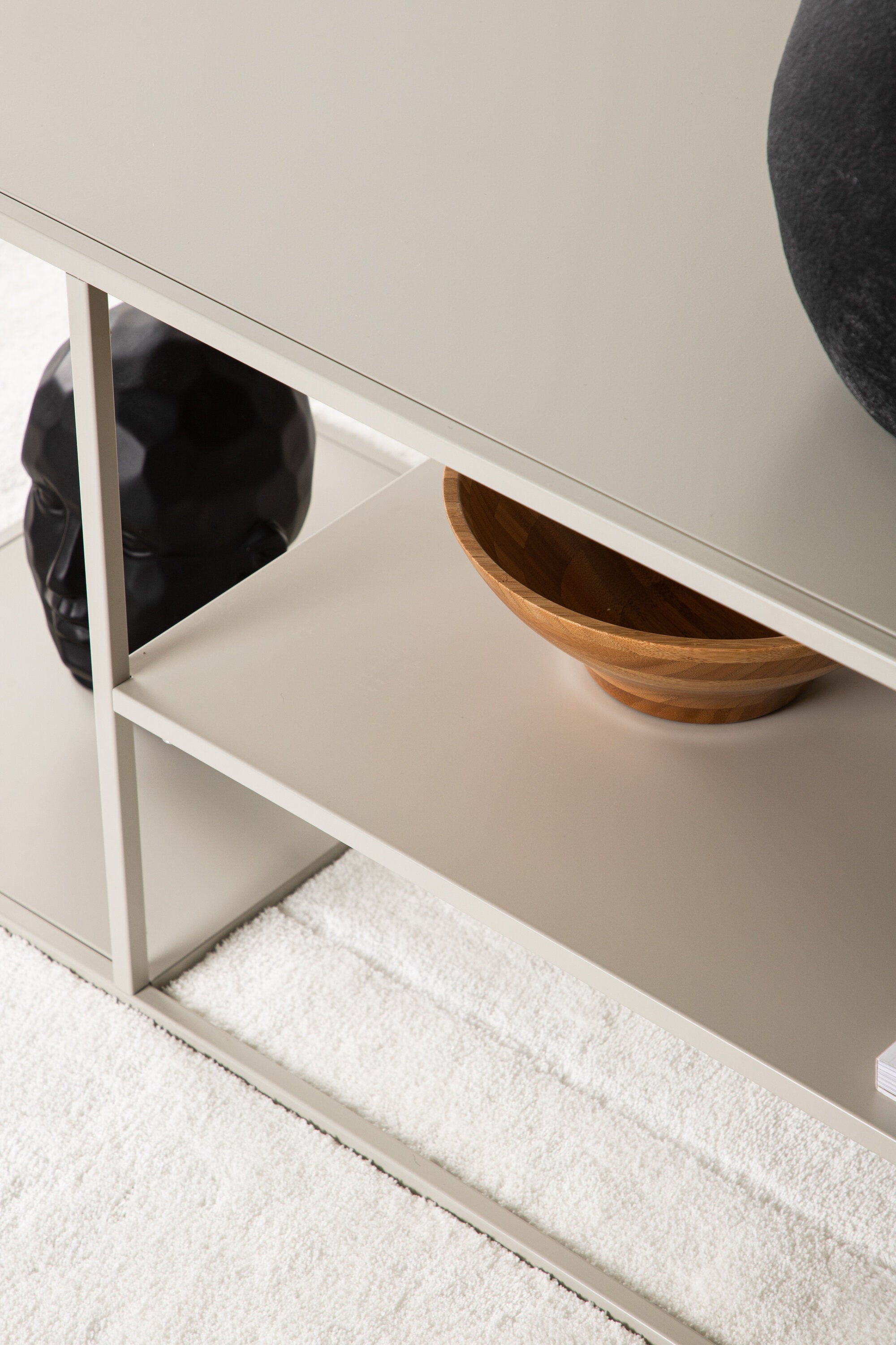 Staal Sofa-Tisch in Beige präsentiert im Onlineshop von KAQTU Design AG. Beistelltisch ist von Venture Home