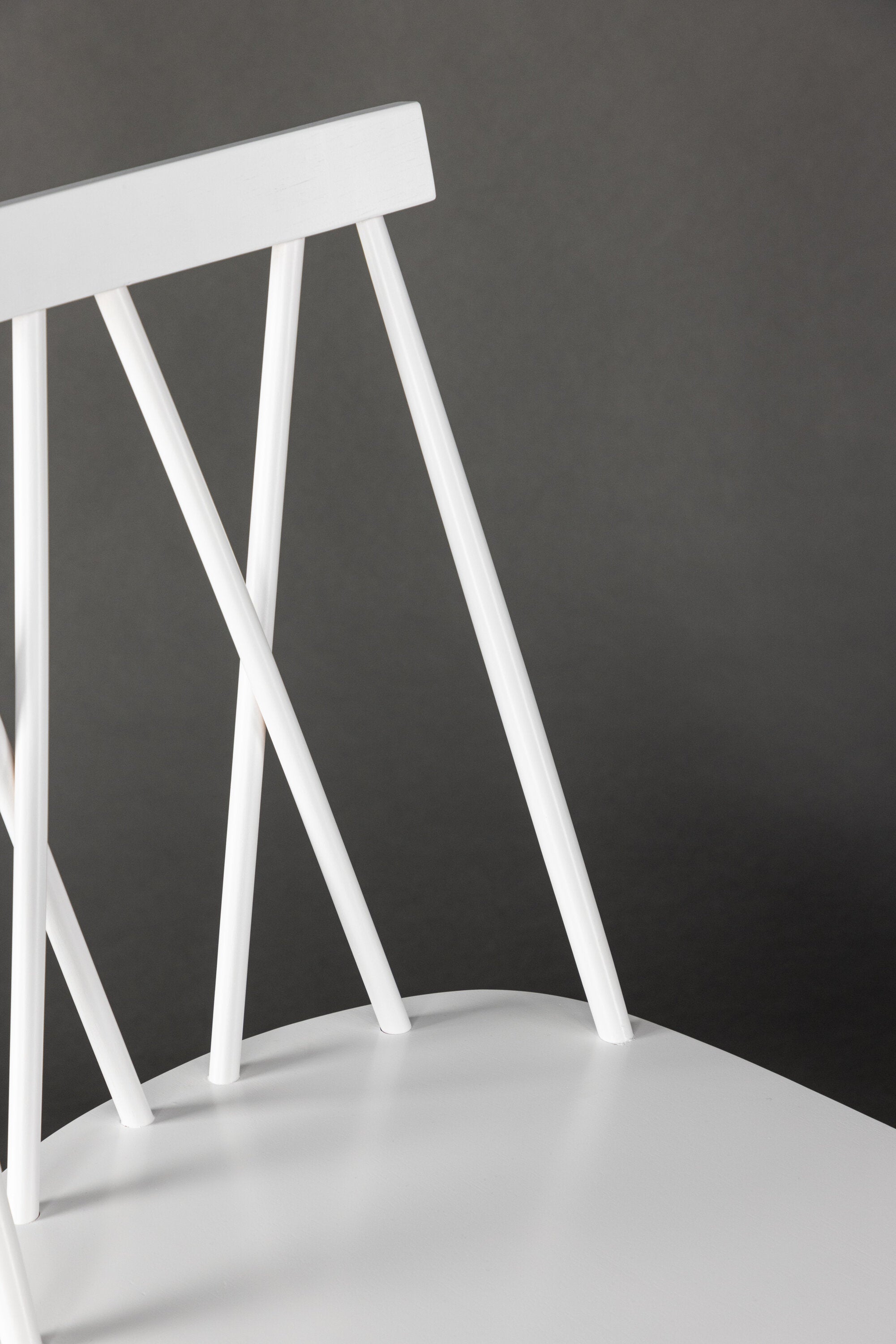 Mariette Esszimmerstuhl in Weiss präsentiert im Onlineshop von KAQTU Design AG. Stuhl ist von Venture Home