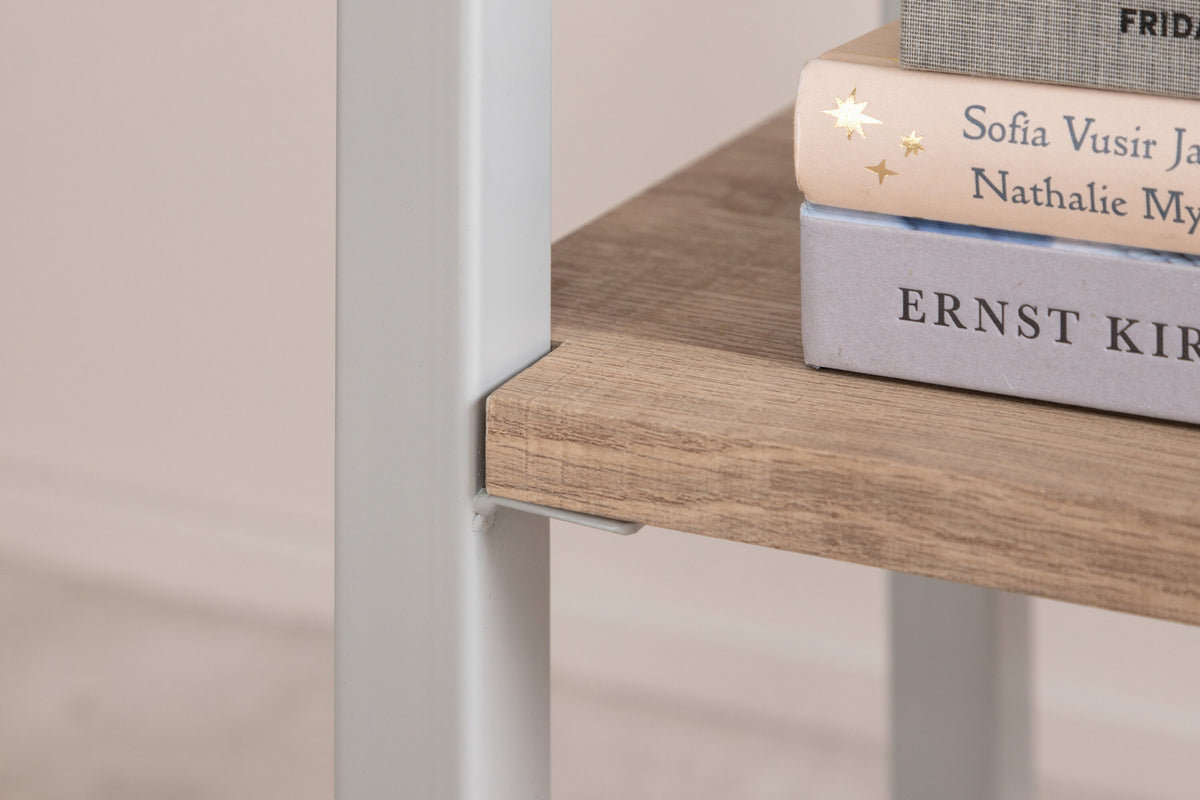 Rise Nachttisch in Natur präsentiert im Onlineshop von KAQTU Design AG. Nachttisch ist von Venture Home