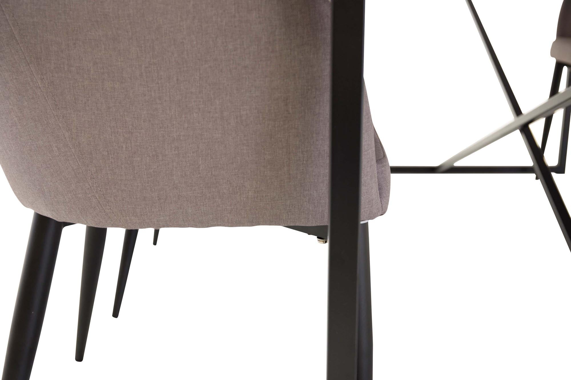 Entdecken Sie den Palace Tisch von Venture Home: Ein stilvoller Beistelltisch aus robustem Papierlaminat und modernem Metallgestell, ideal für jedes Zuhause.