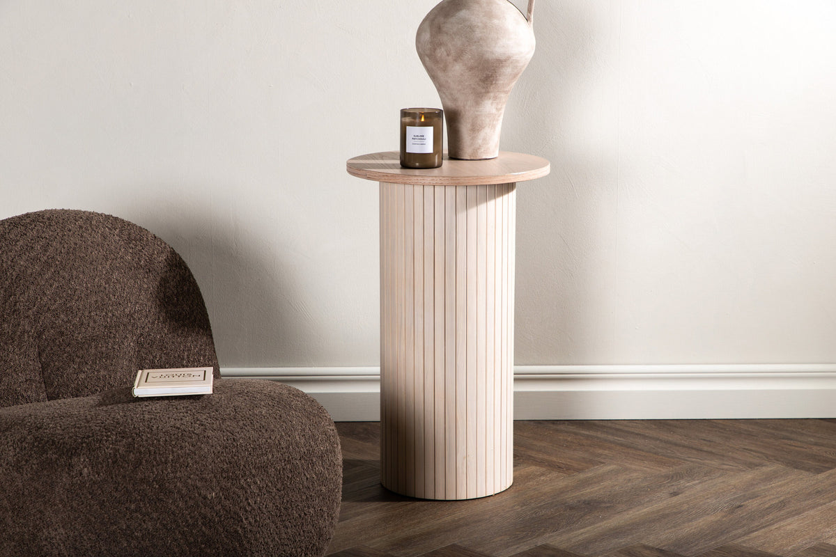 Bianca Beistelltisch in Tünchen präsentiert im Onlineshop von KAQTU Design AG. Beistelltisch ist von Venture Home